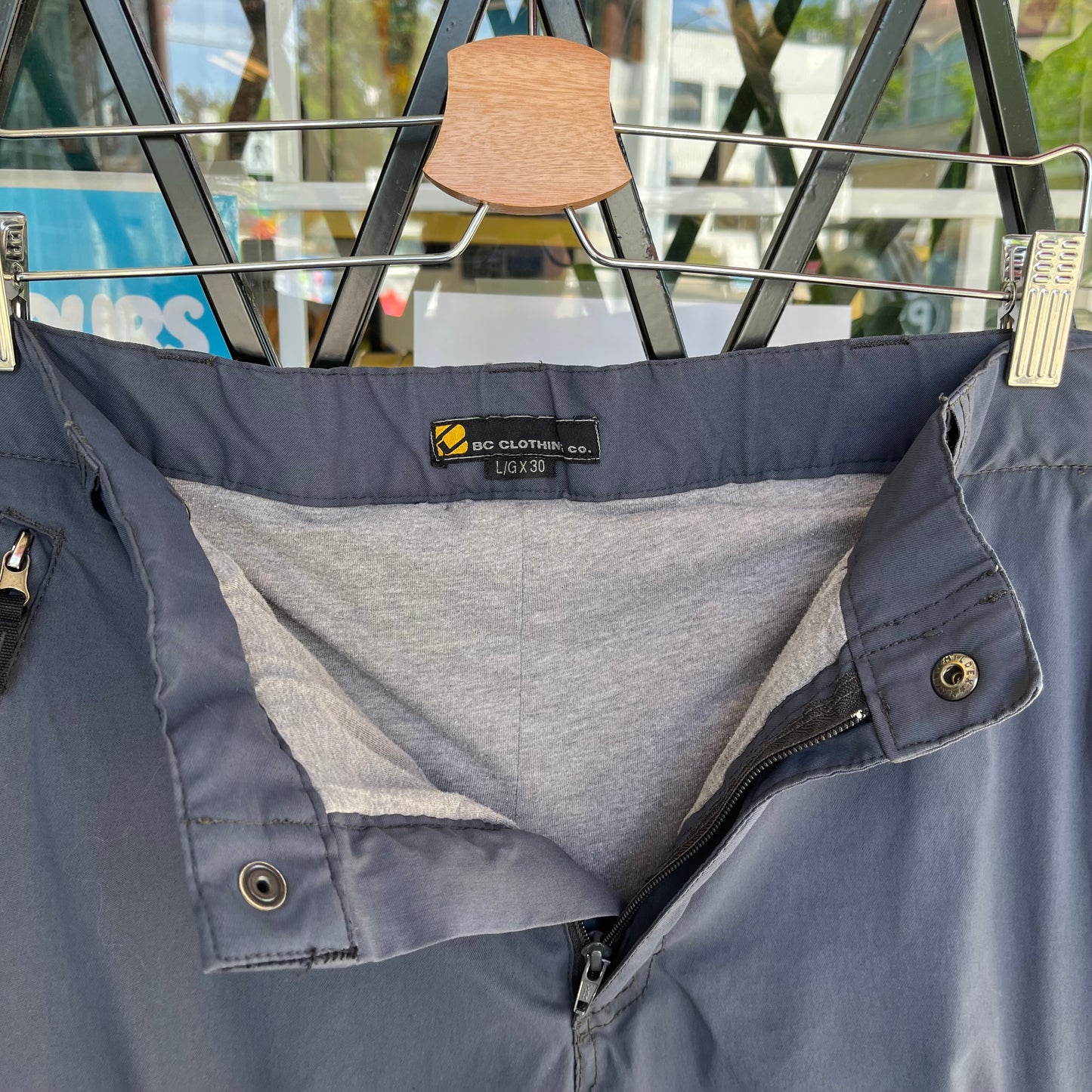 Outdoor Hiking Cargo Pants - Size L x 30L