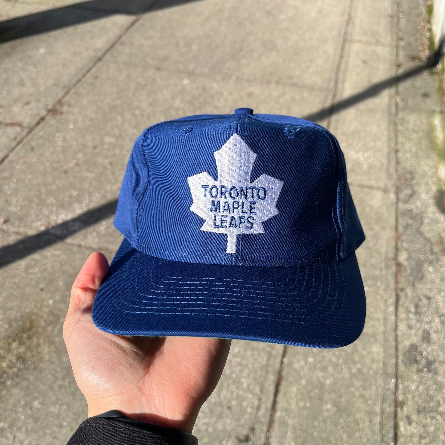 Vintage Logo 7 Toronto Maple Leafs Snapback