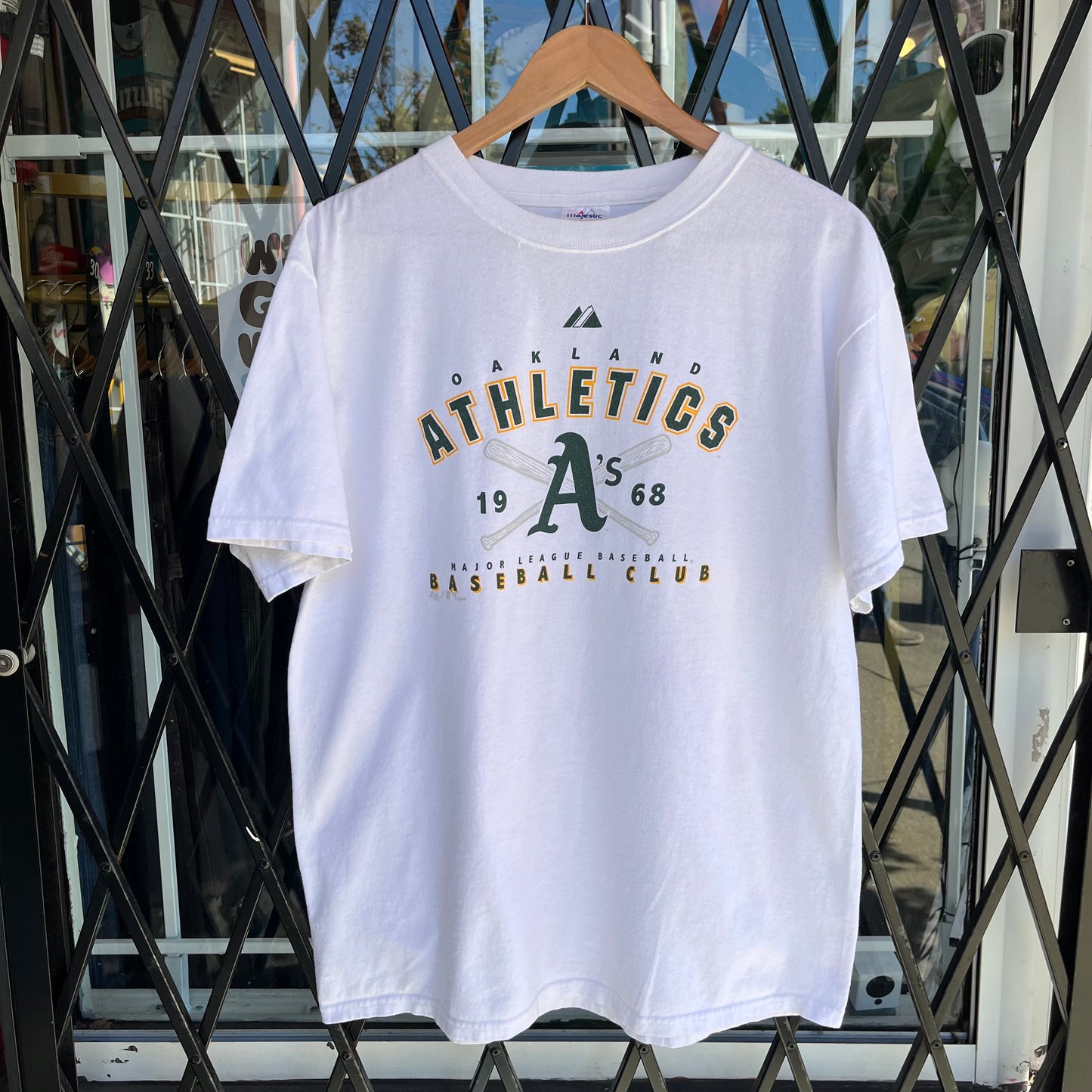 2006 Oakland Athletics Tee - Size L