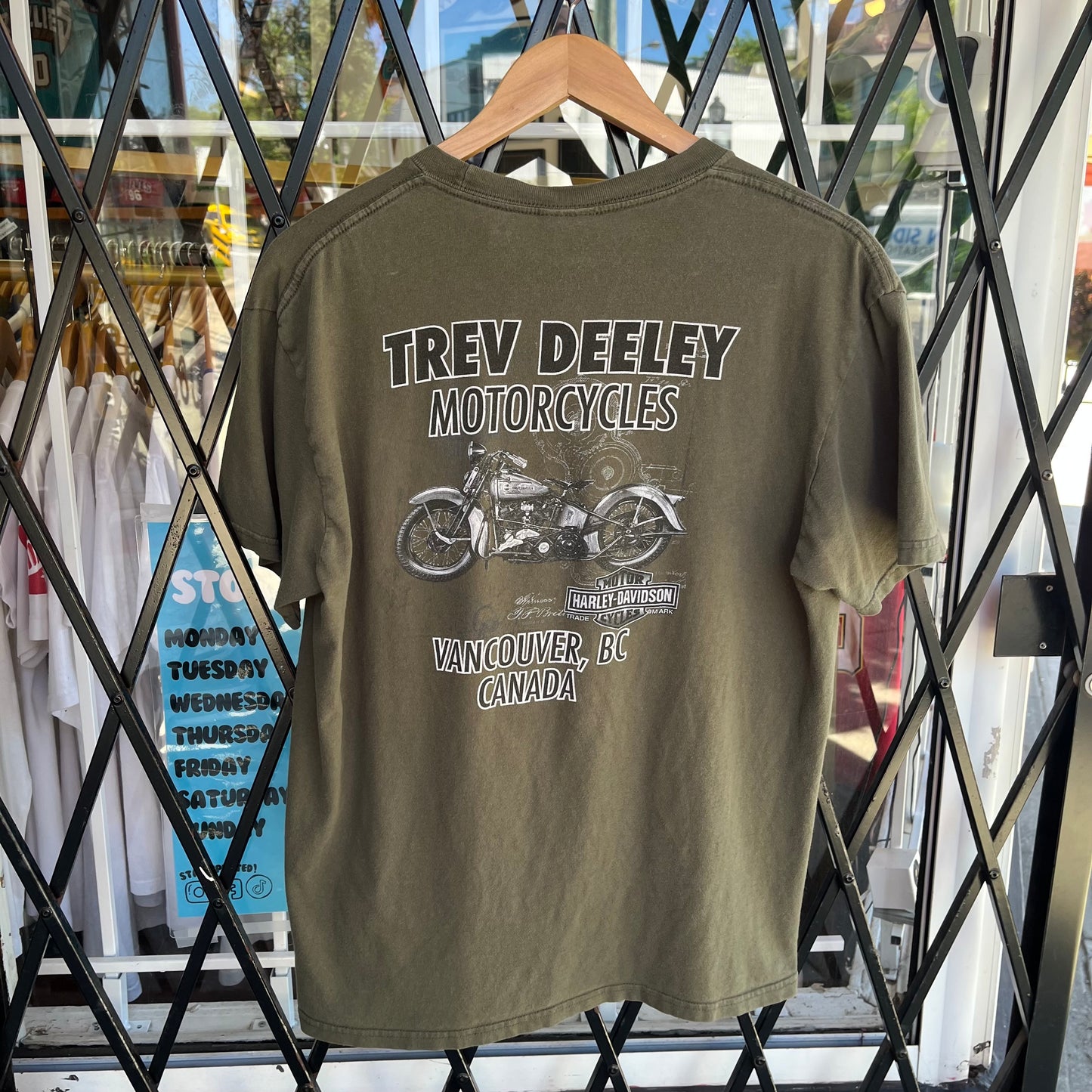 Harley Davidson Vancouver Tee - Size L