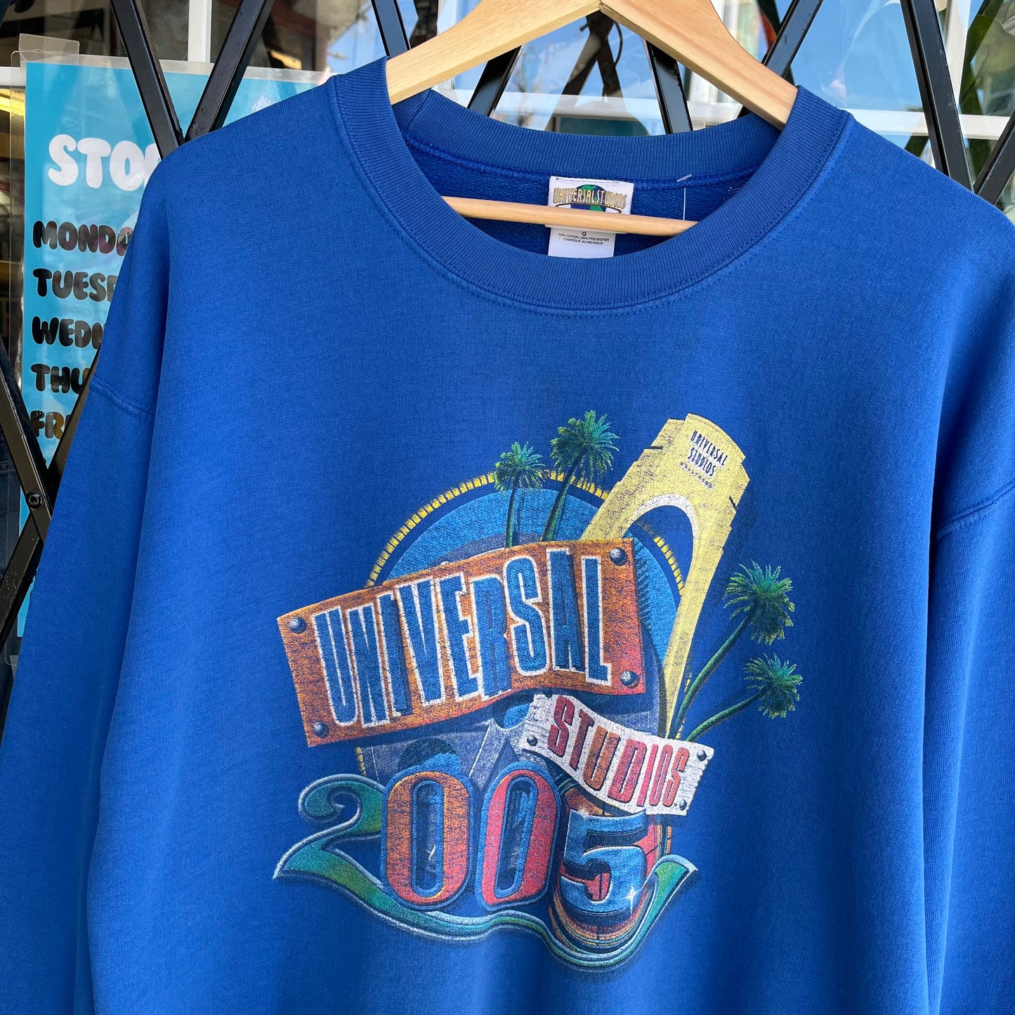 2005 Universal Studios Crewneck - Size L