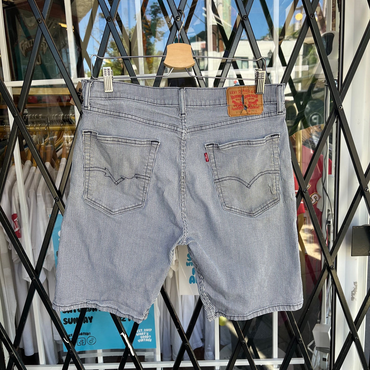 Levi’s Stripes Denim Shorts - Size 36W