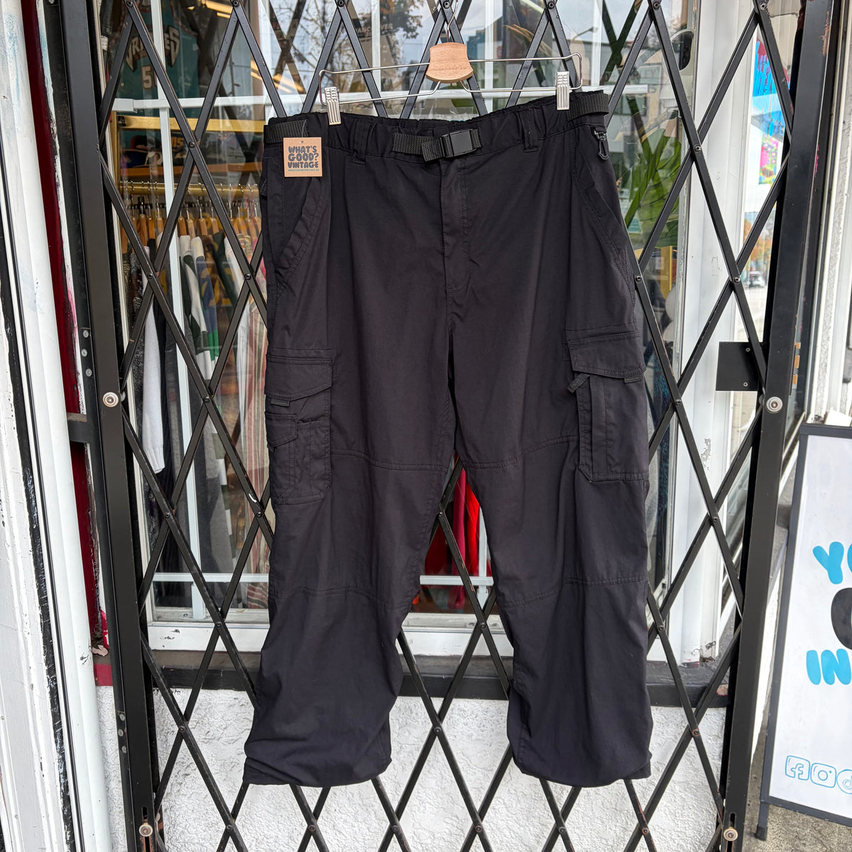 Outdoor Insulated Pants - Size XL x 32L