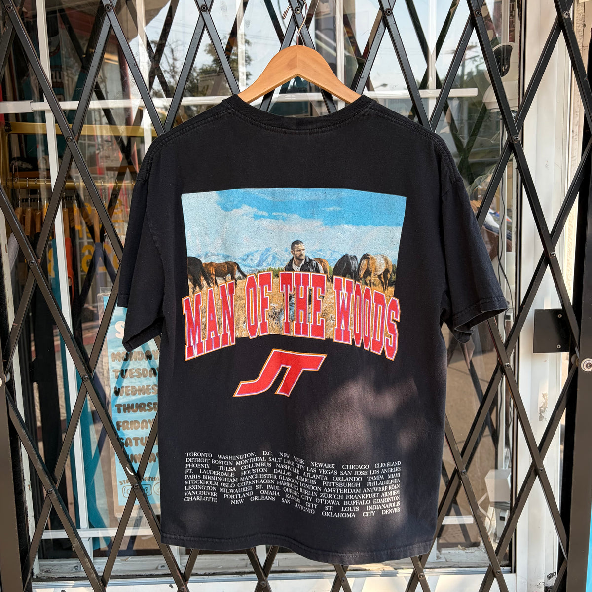 2018 Justin Timberlake Man of the Woods Tour Tee - Size L
