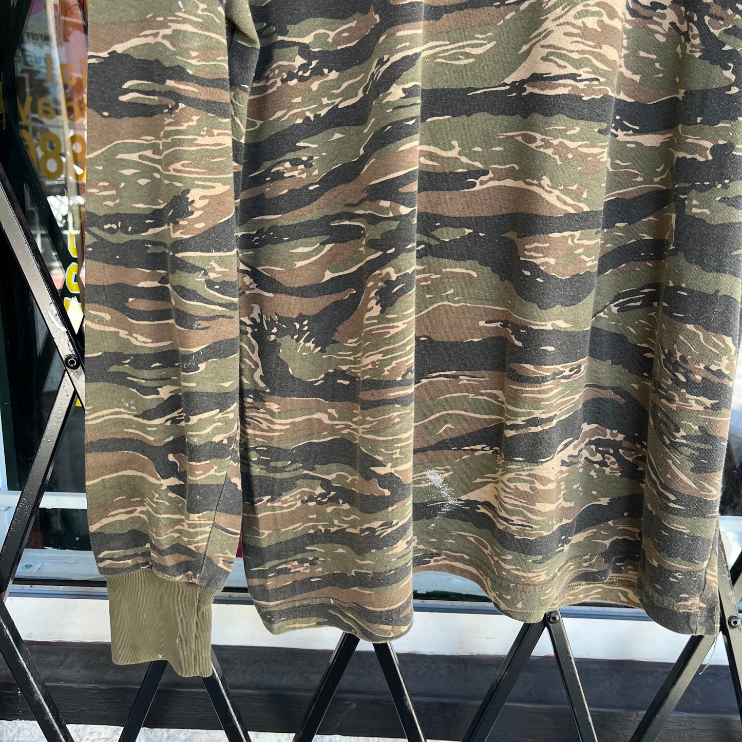 Vintage Camo Long Sleeve Shirt - Size XL