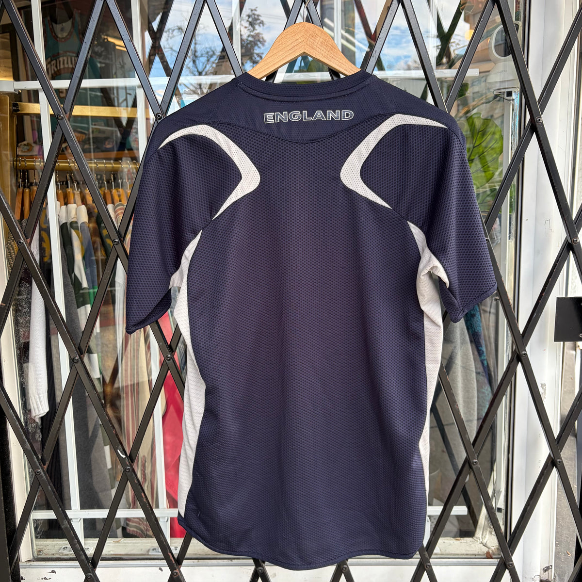 2005-07 Umbro England Practice Jersey - Size M
