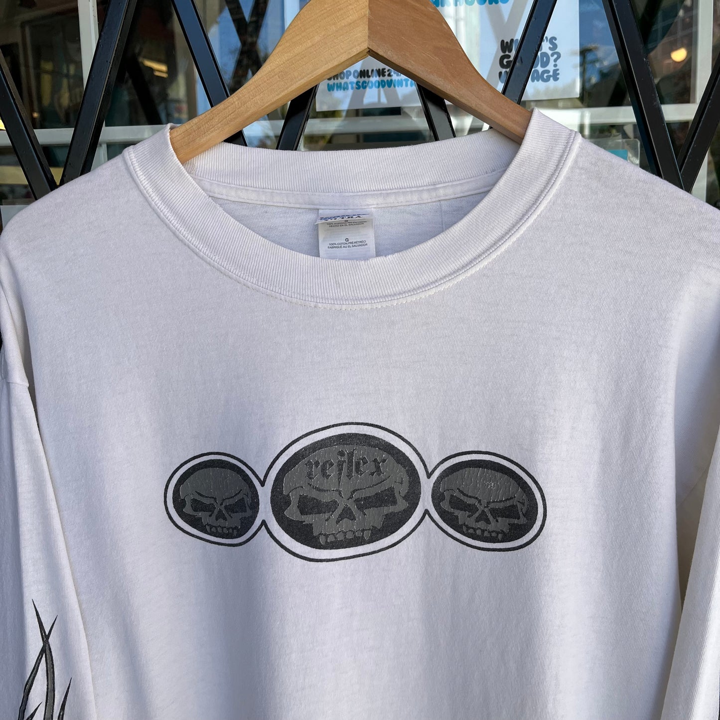 Y2K Reflex Skulls along Sleeve - Size L