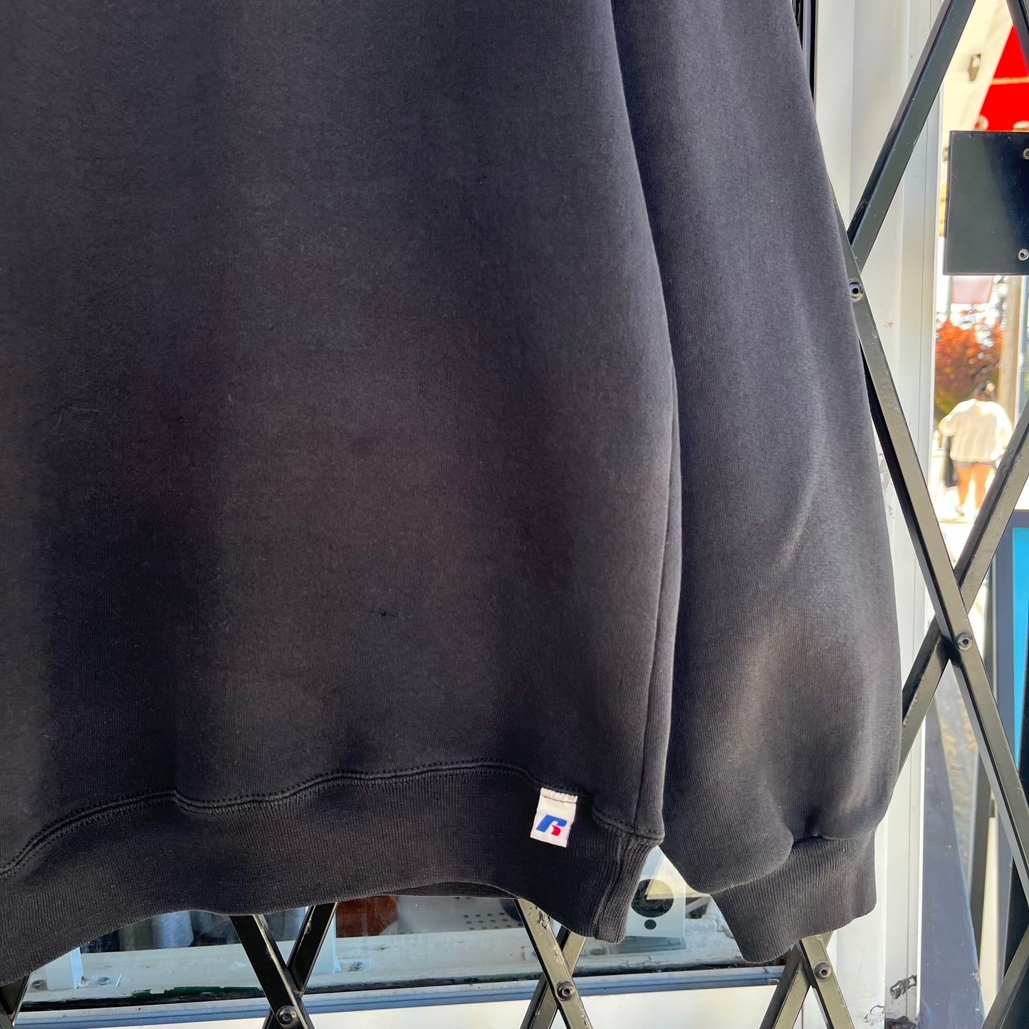 Russell Quarter Zip Sweater - Size L