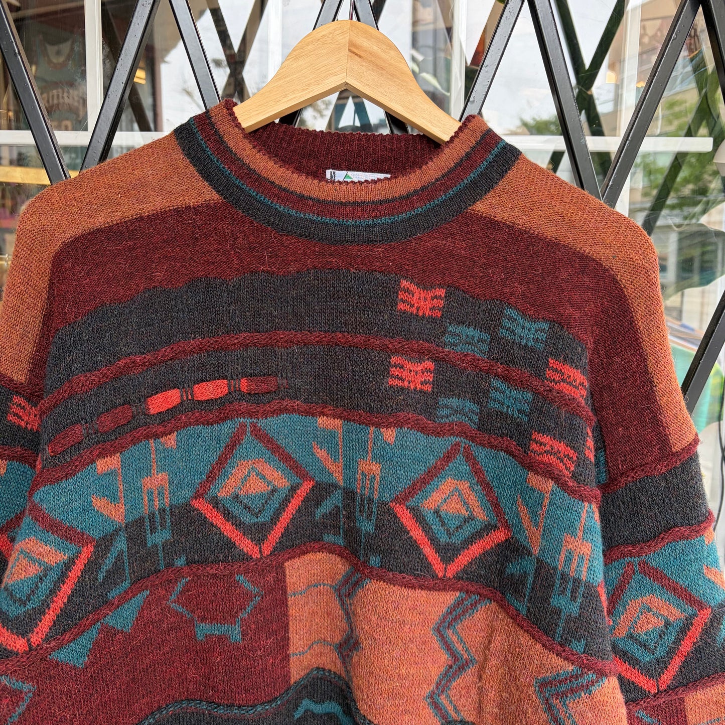 Vintage 3D Knit Sweater - Size L