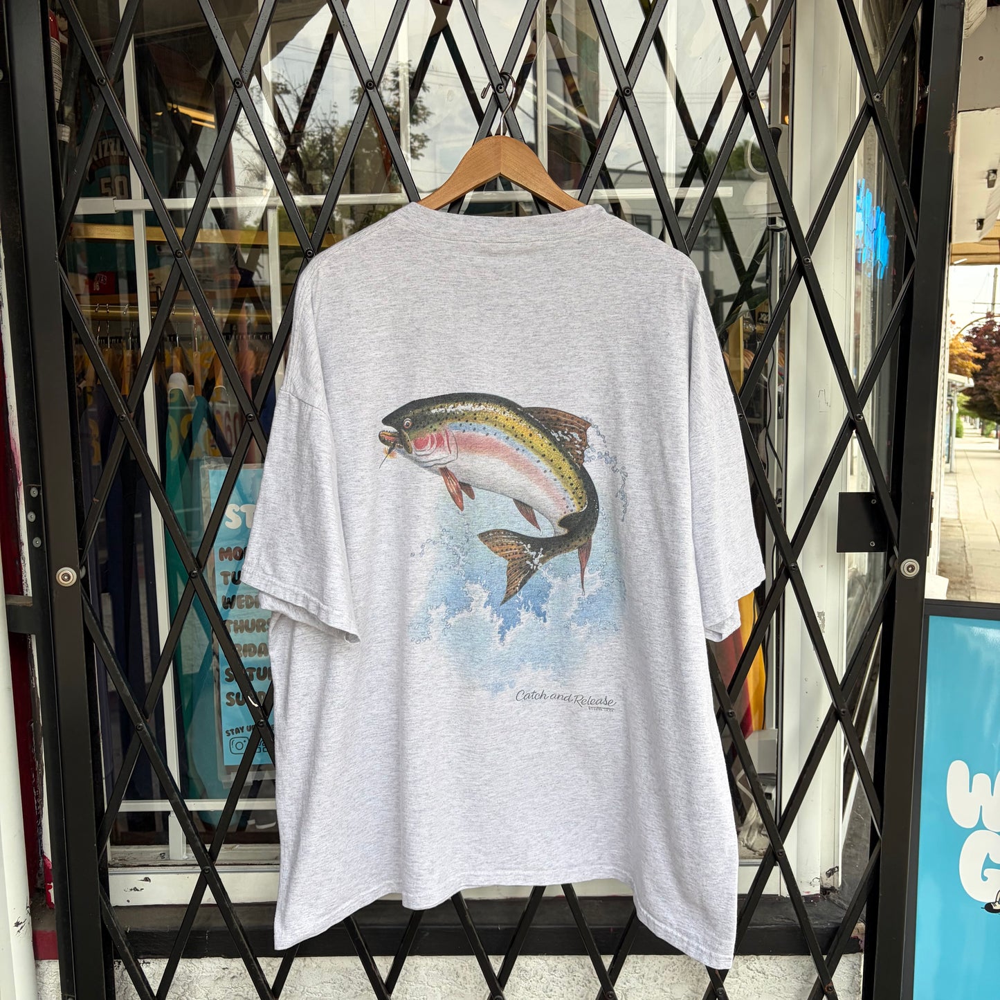 Vintage Trout Fishing Tee - Size XXXL