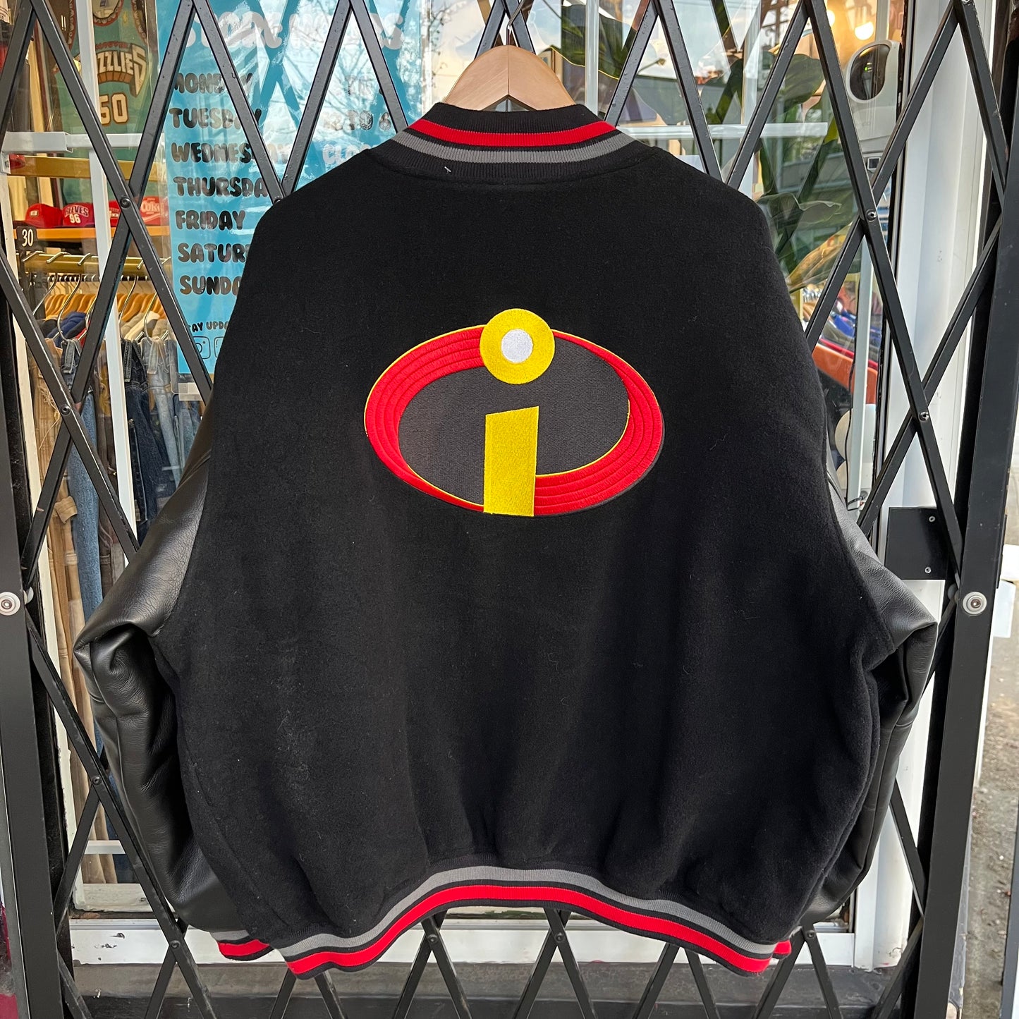 2004 Disney’s Pixar The Incedibles Promotional Varsity Jacket - Size XL