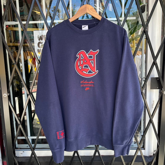Nike Ambassador Crewneck - Size XL