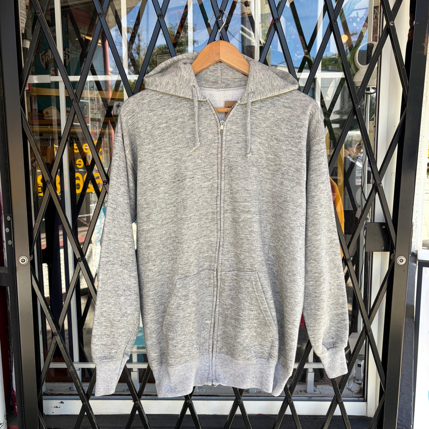 Vintage Blank Zip Up Hoodie - Size L