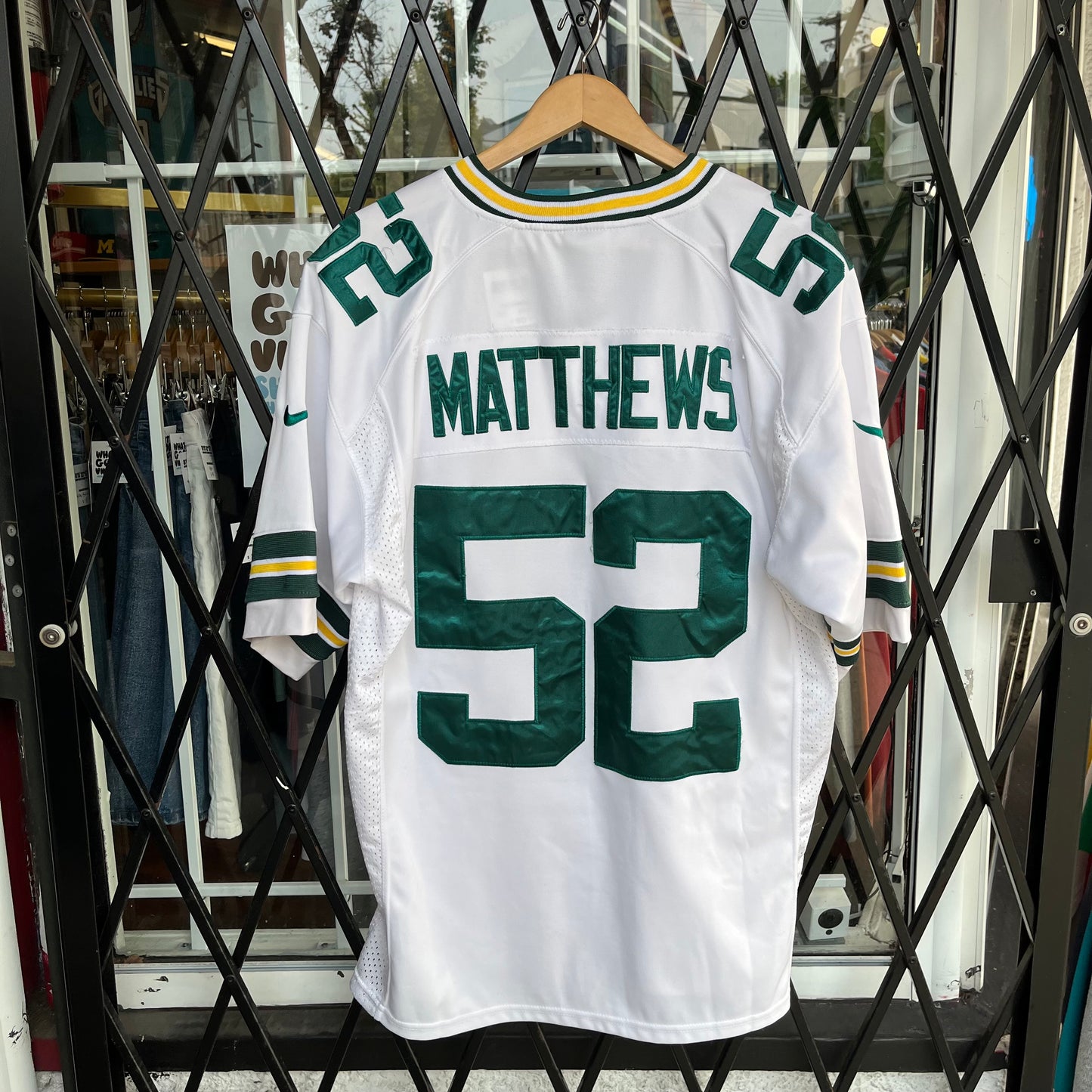 Nike Green Bay Packers Clay Matthews Jersey - Size L