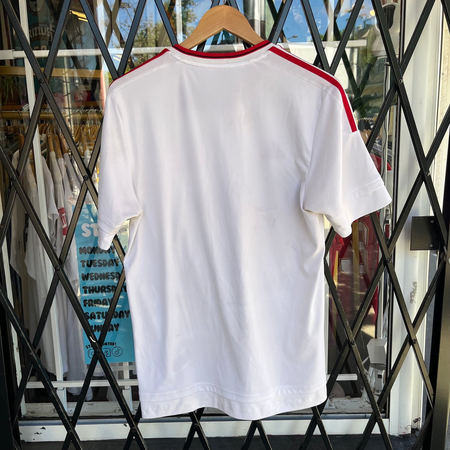 2016 Adidas Manchester United Jersey - Size M