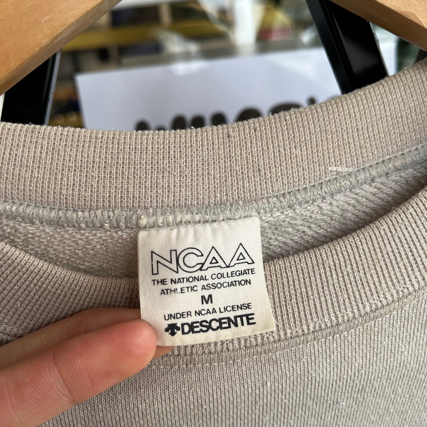 1970’s NCAA Crewneck - Size M