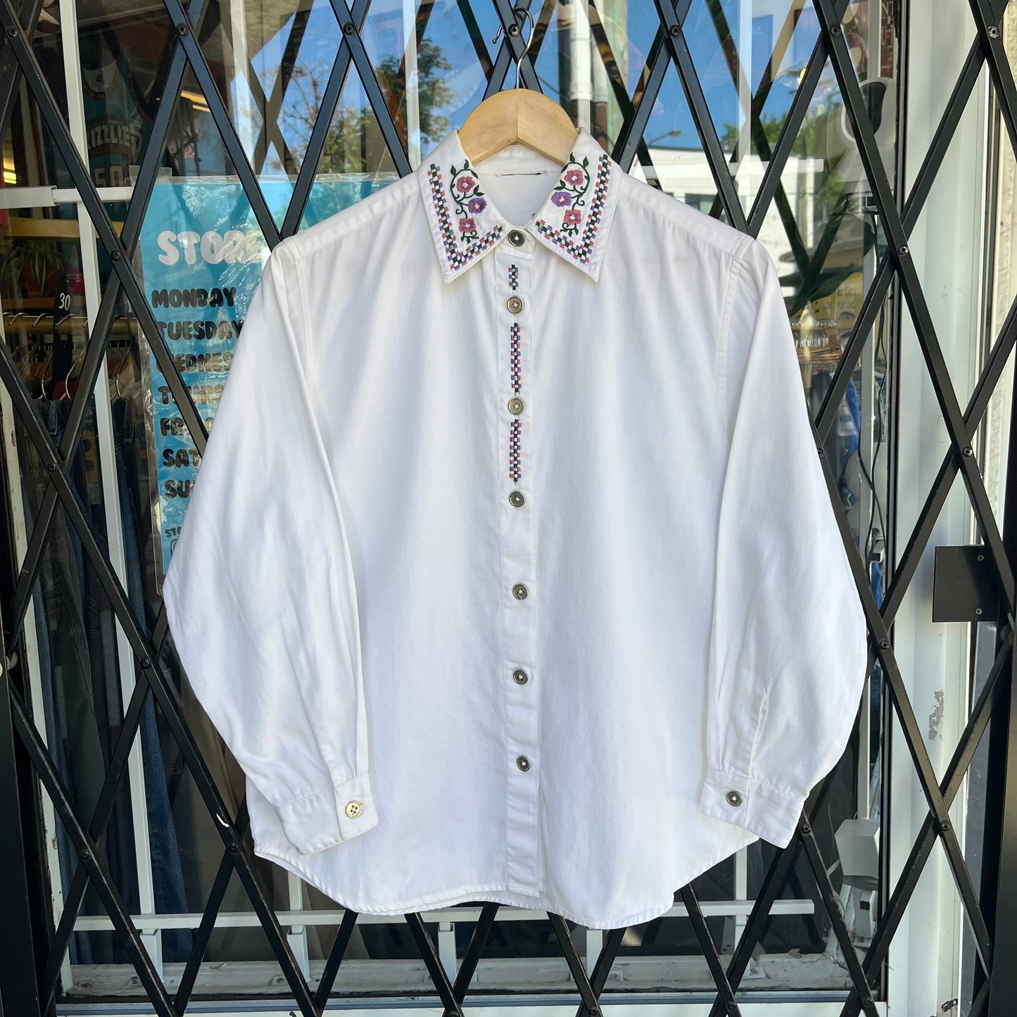 Vintage Embroidered Button Up Shirt - Size Women’s L