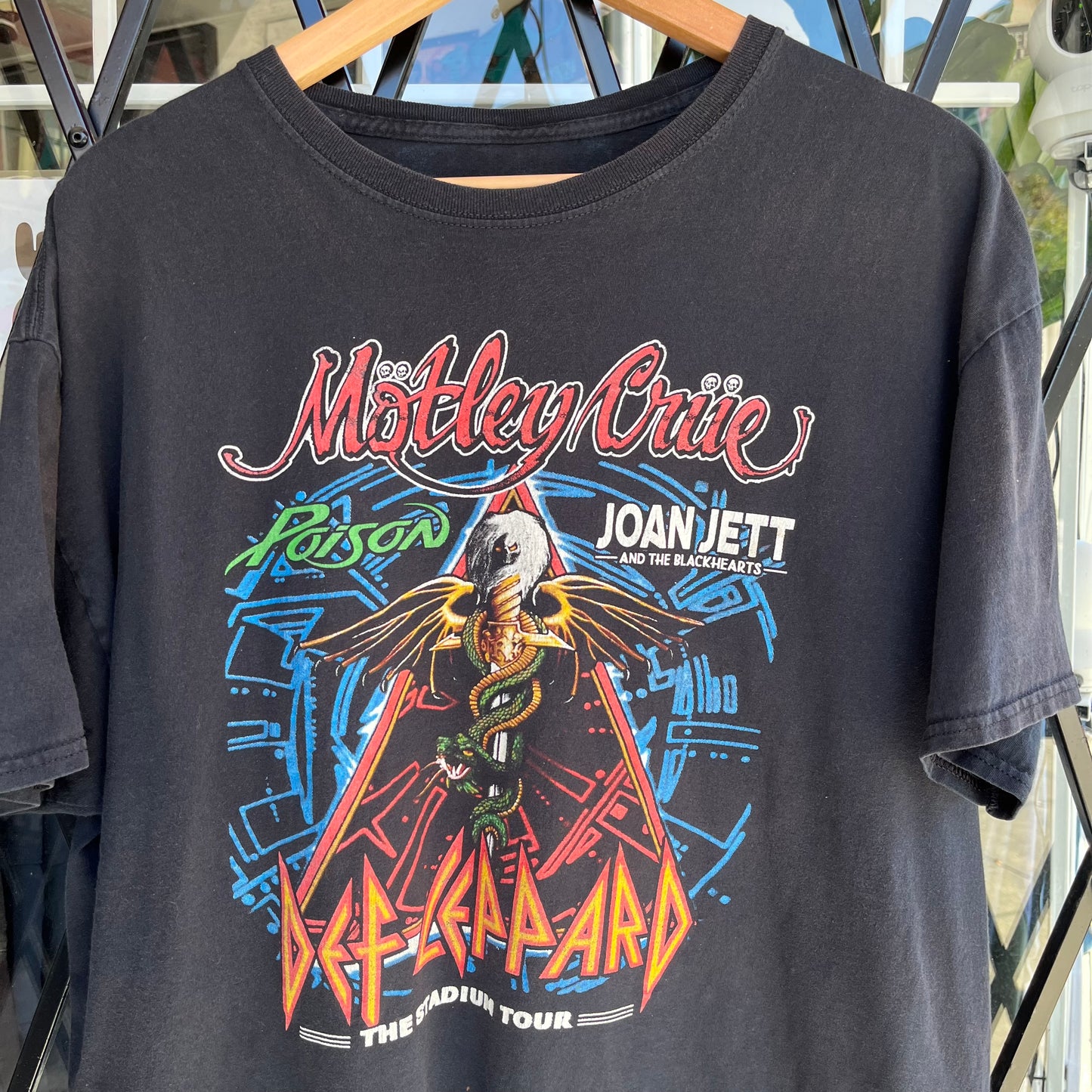 Motley Crüe Stadium Tour Tee - Size L