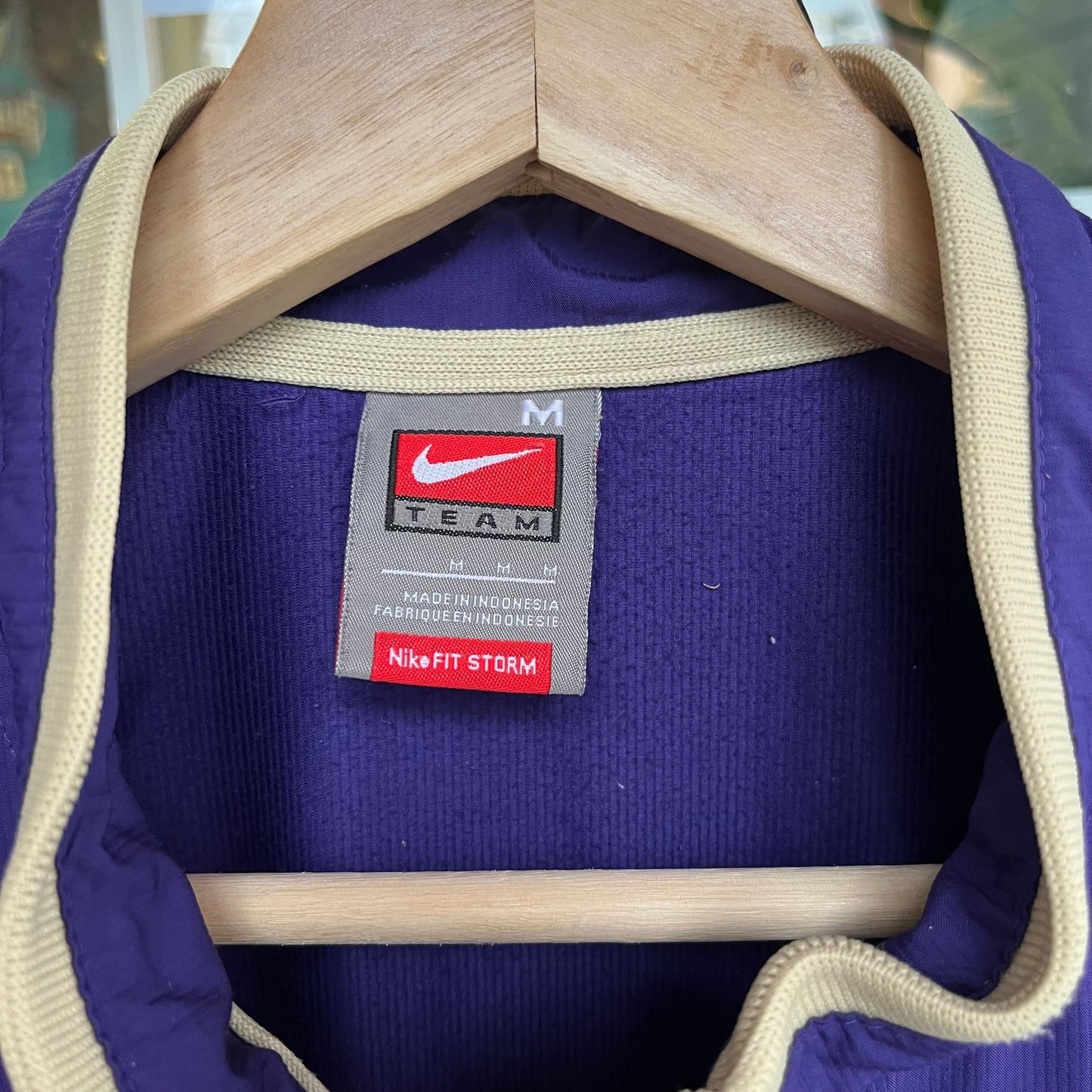 Nike Washington Huskies Pullover Windbreaker - Size M