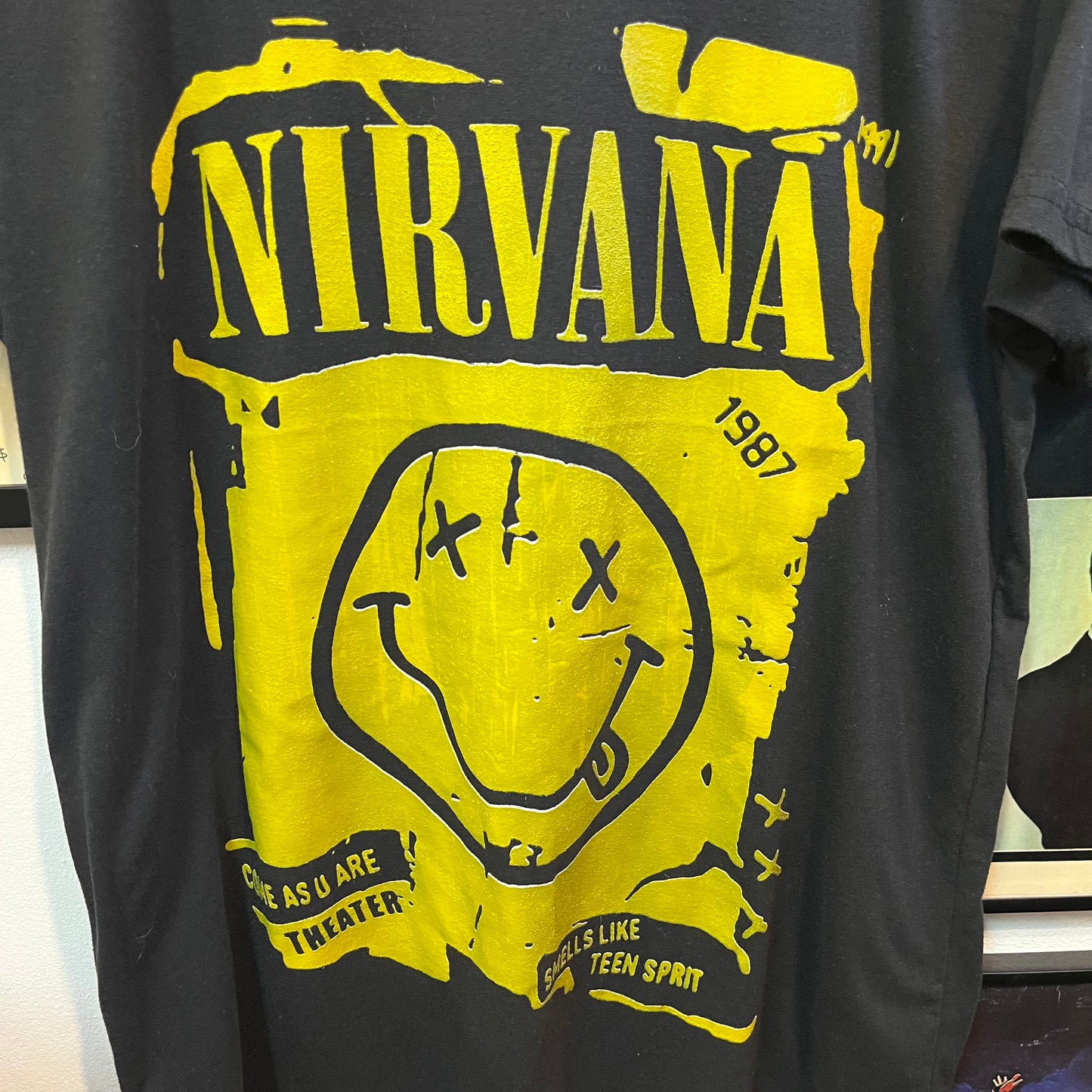Nirvana Tee - Size L