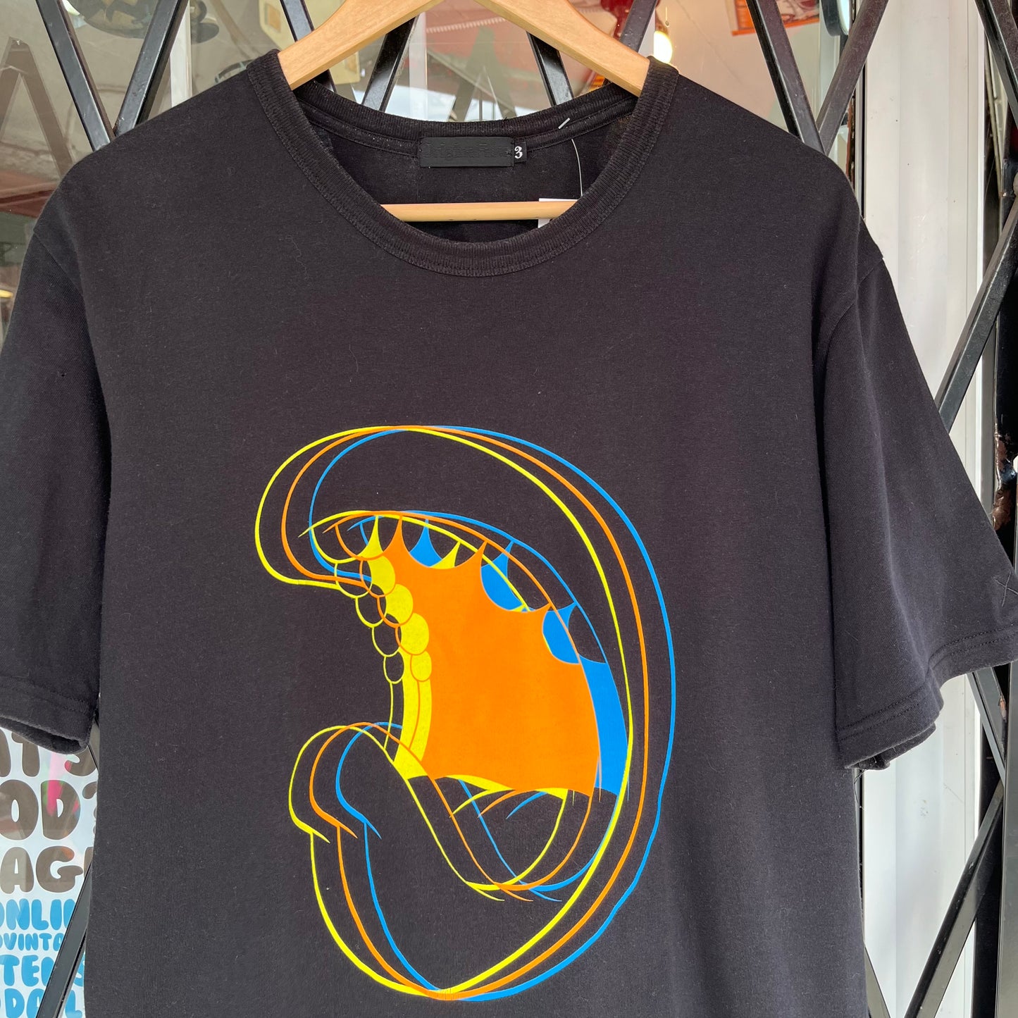 OriginalFake Kaws Tee - Size 3