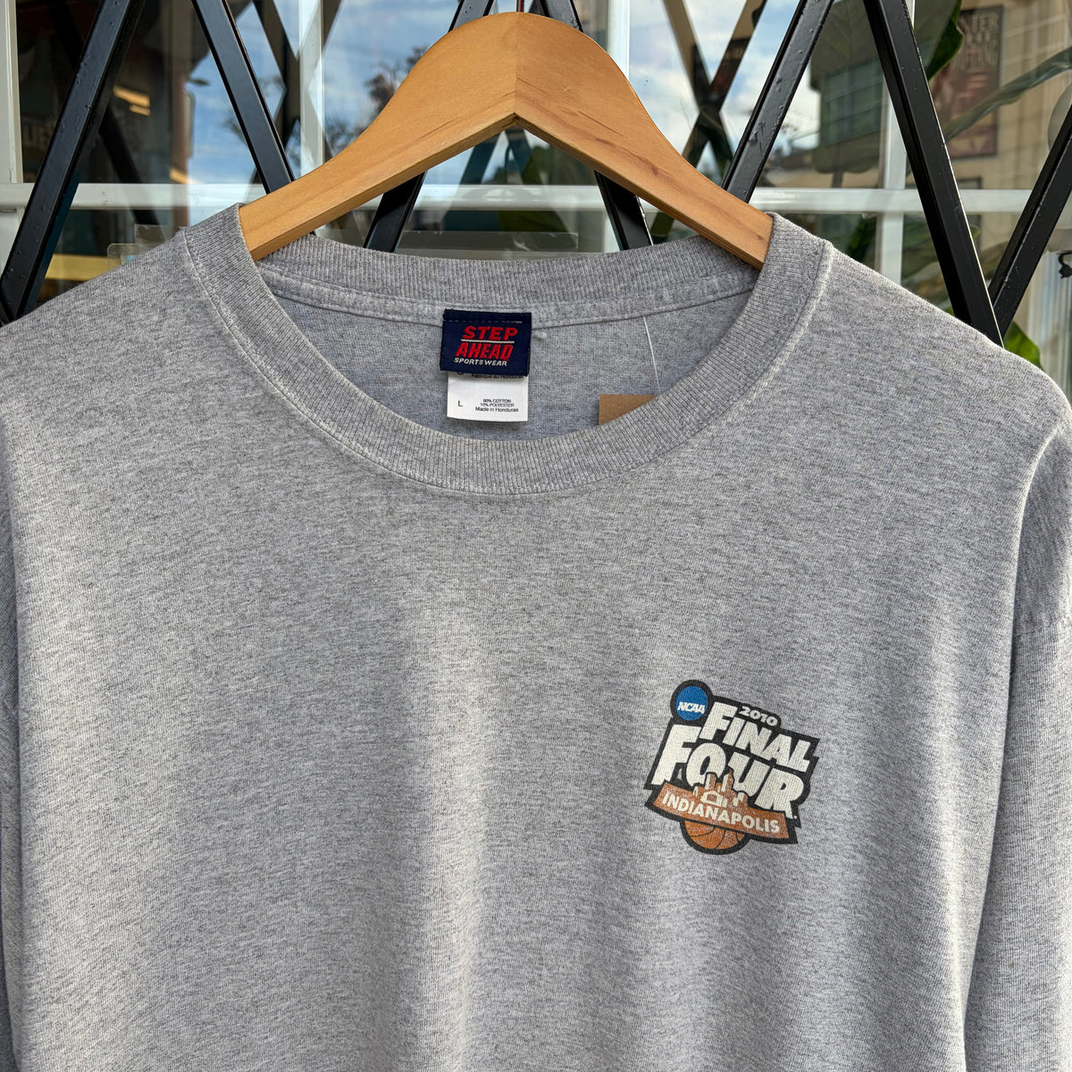 2010 NCAA March Madness Final Four Long Sleeve - Size L
