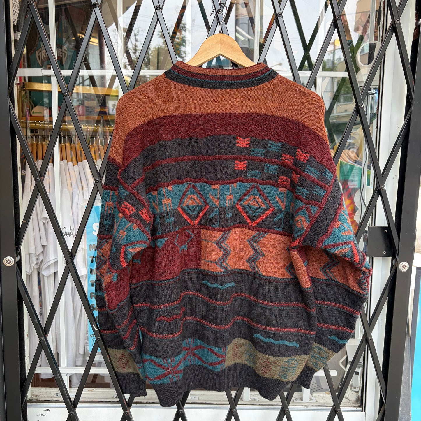 Vintage 3D Knit Sweater - Size L
