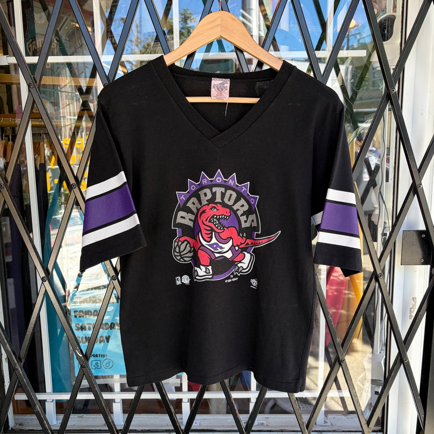1994 Toronto Raptors Tee - Size M