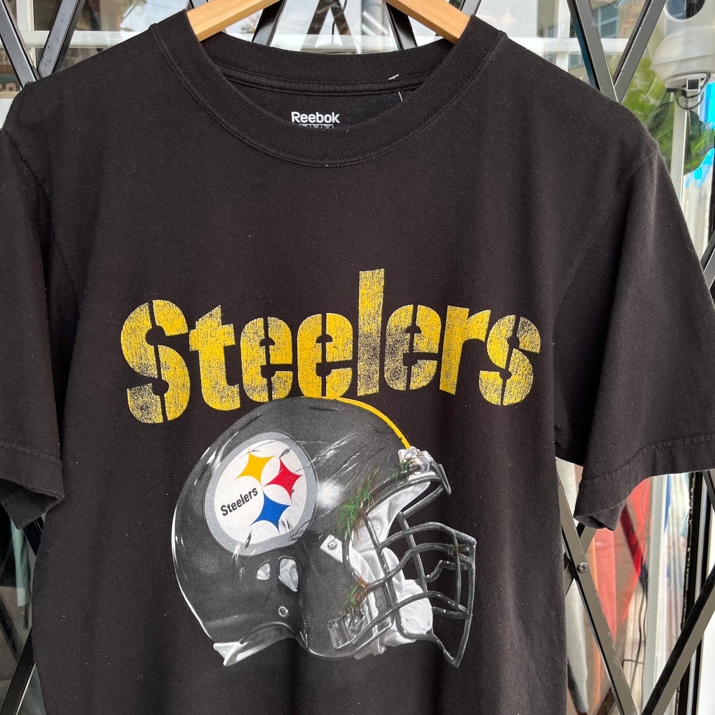 Pittsburg Steelers Tee - Size M