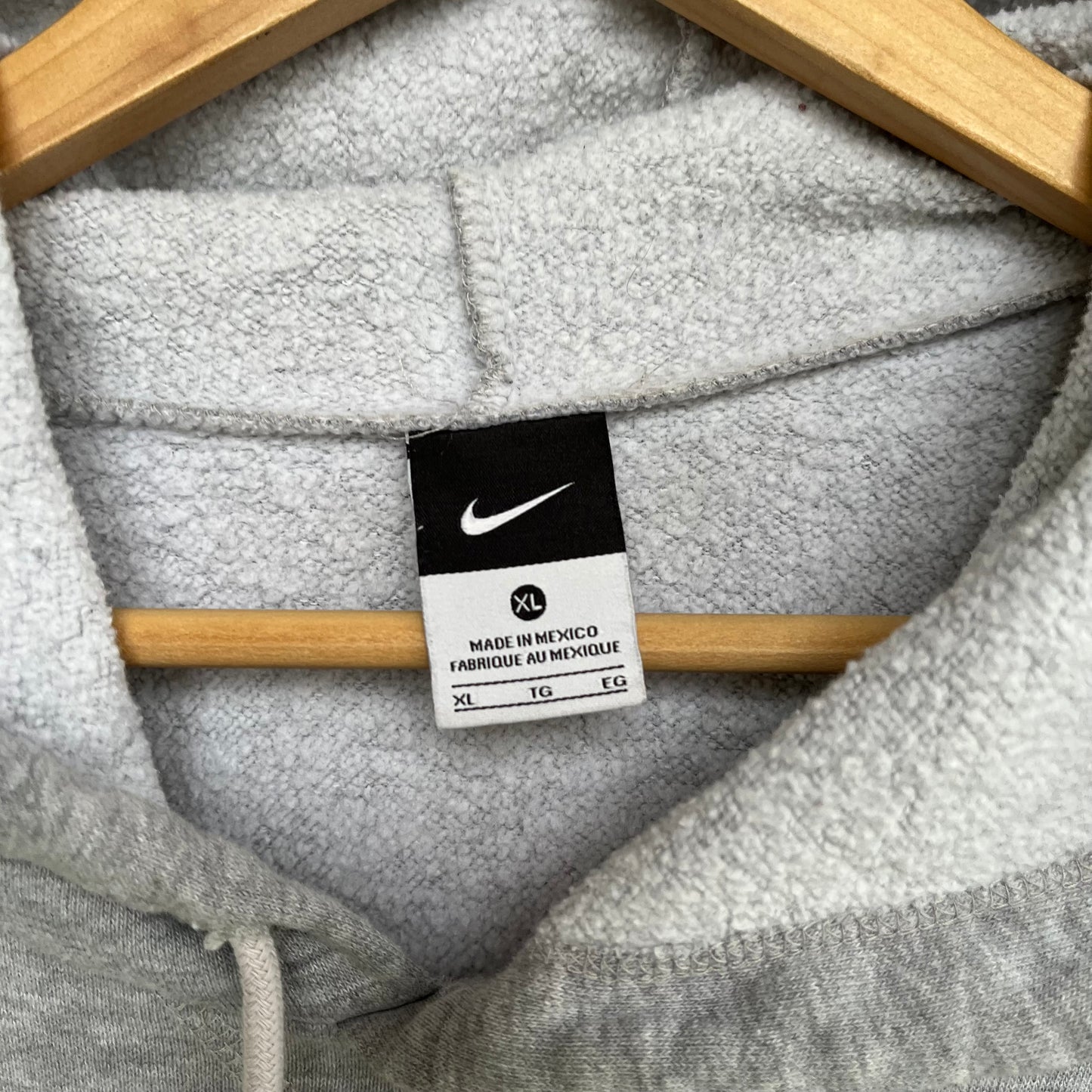 Nike Pocket Swoosh Hoodie - Size XL