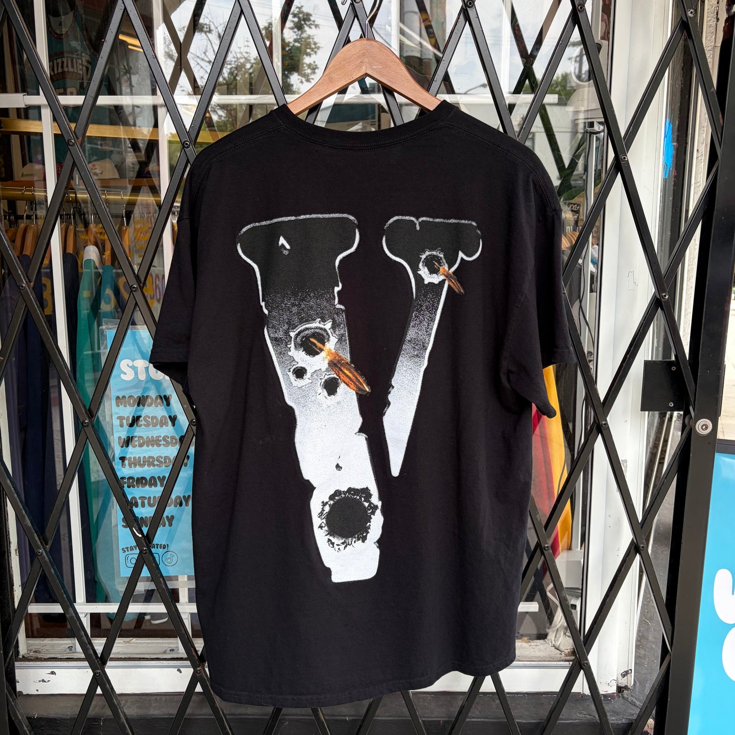 Vlone x Pop Smoke Tee - Size XL