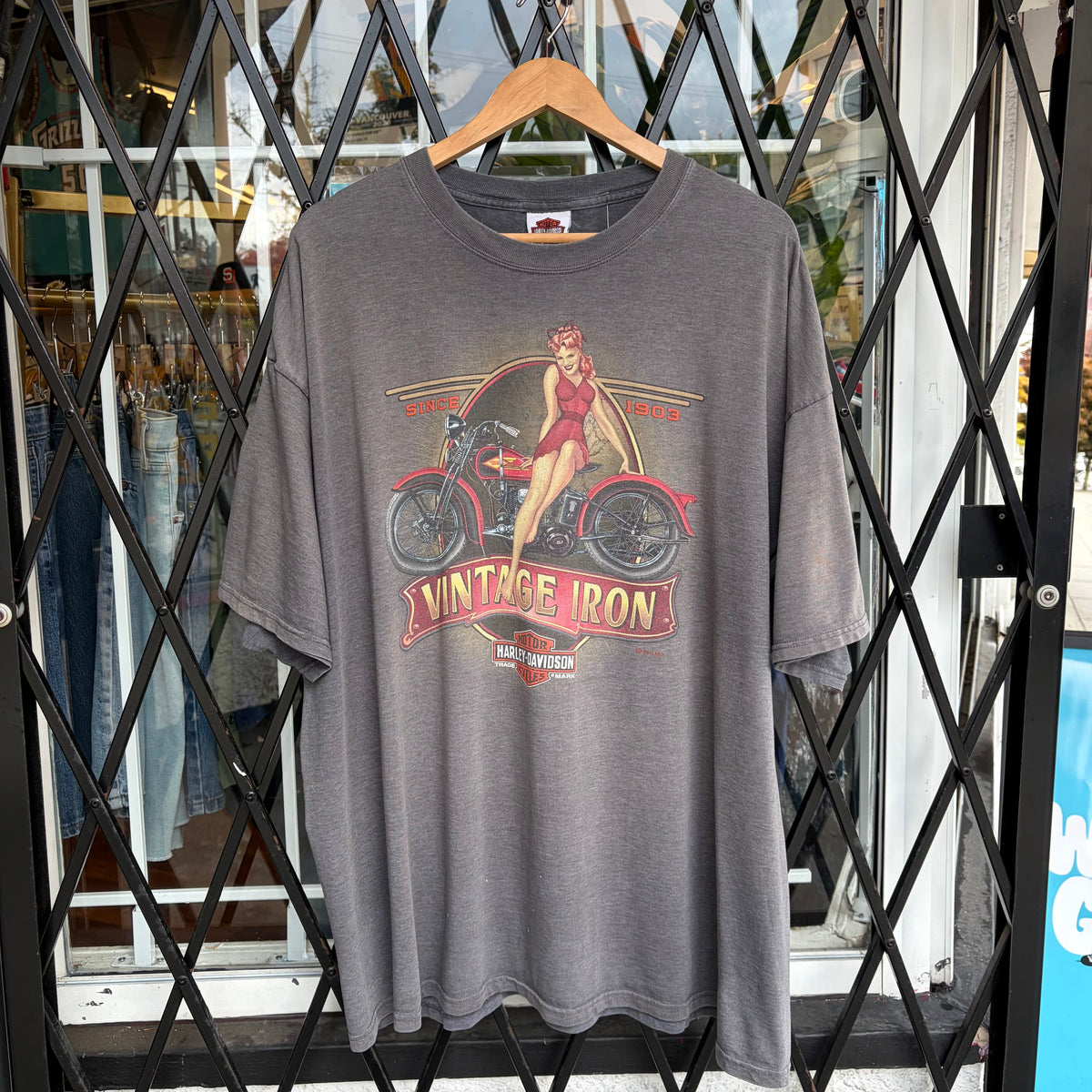 Harley Davidson Vintage Iron Tee - Size XXL