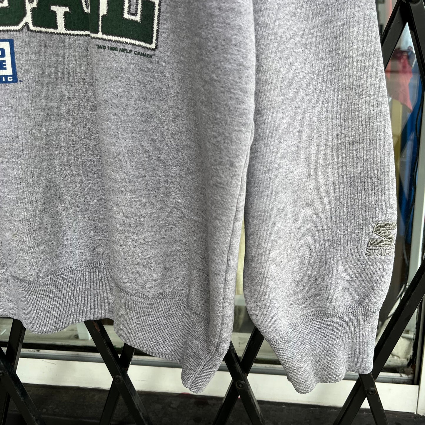 1998 Starter Green Bay Packers One Pound Fleece Crewneck - Size L