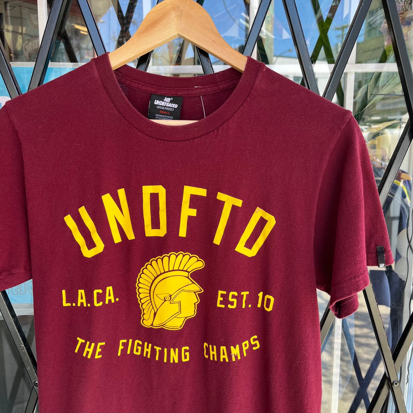 Undefeated USC Trojans Tee - Size S