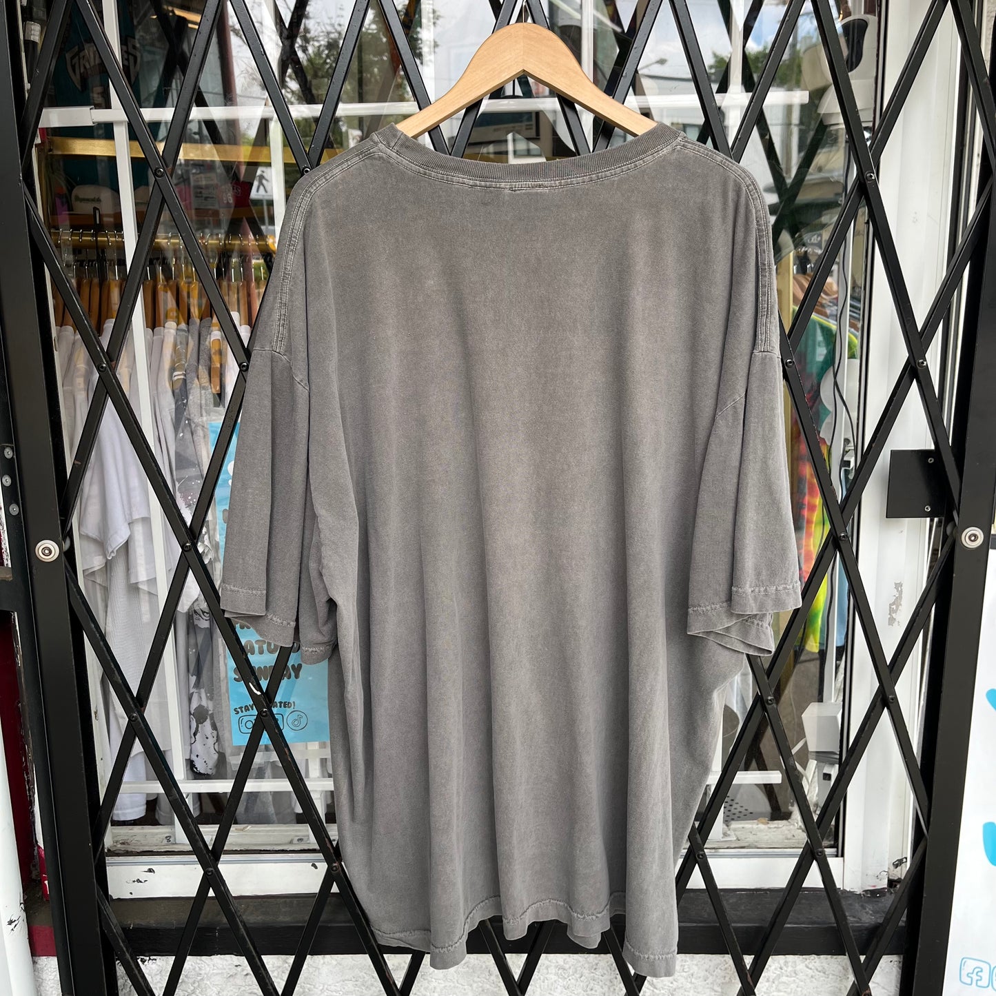 Vintage Blank Faded Tee - Size XXXL