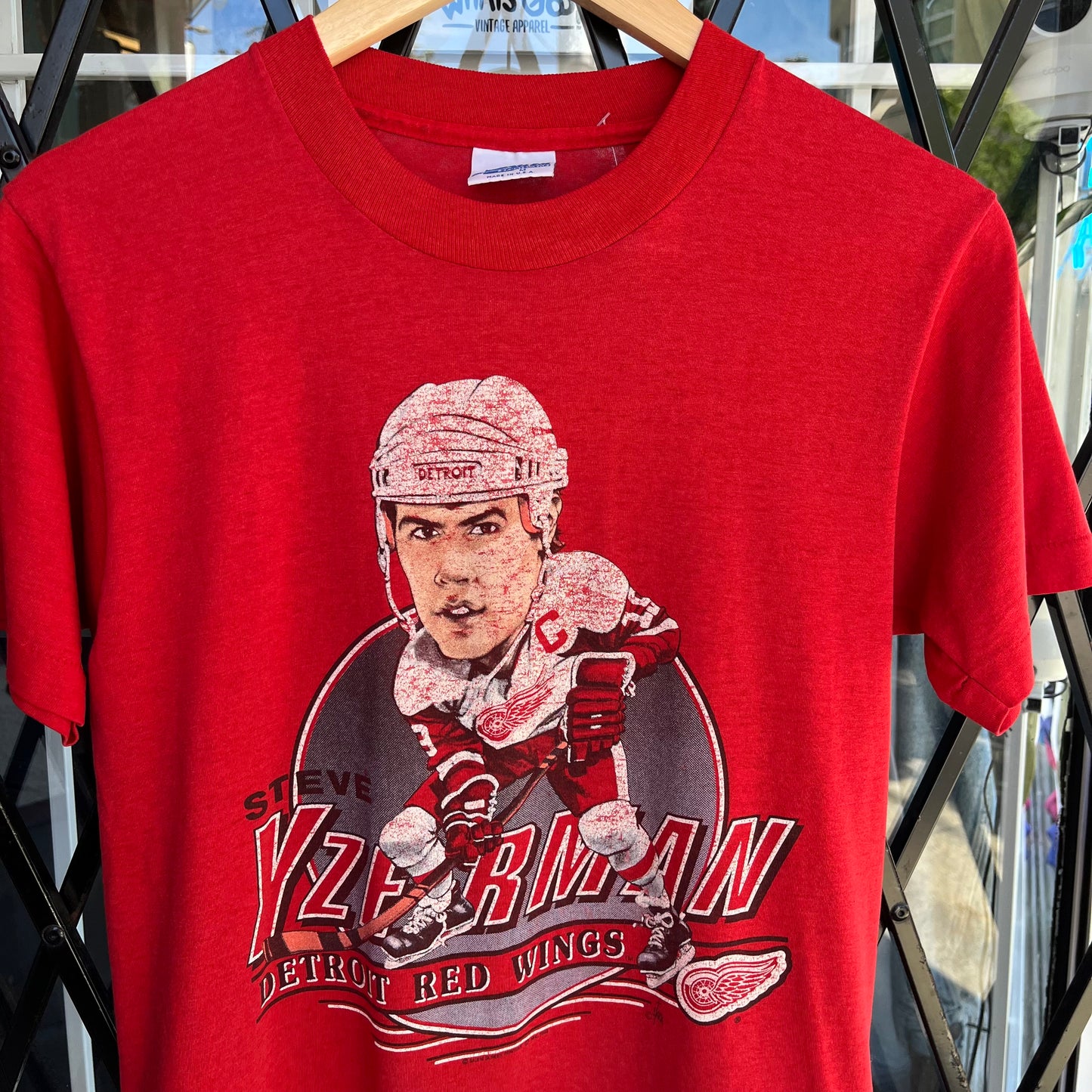 1989 Salem Steve Yzerman Redwings Bobblehead Tee - Size M