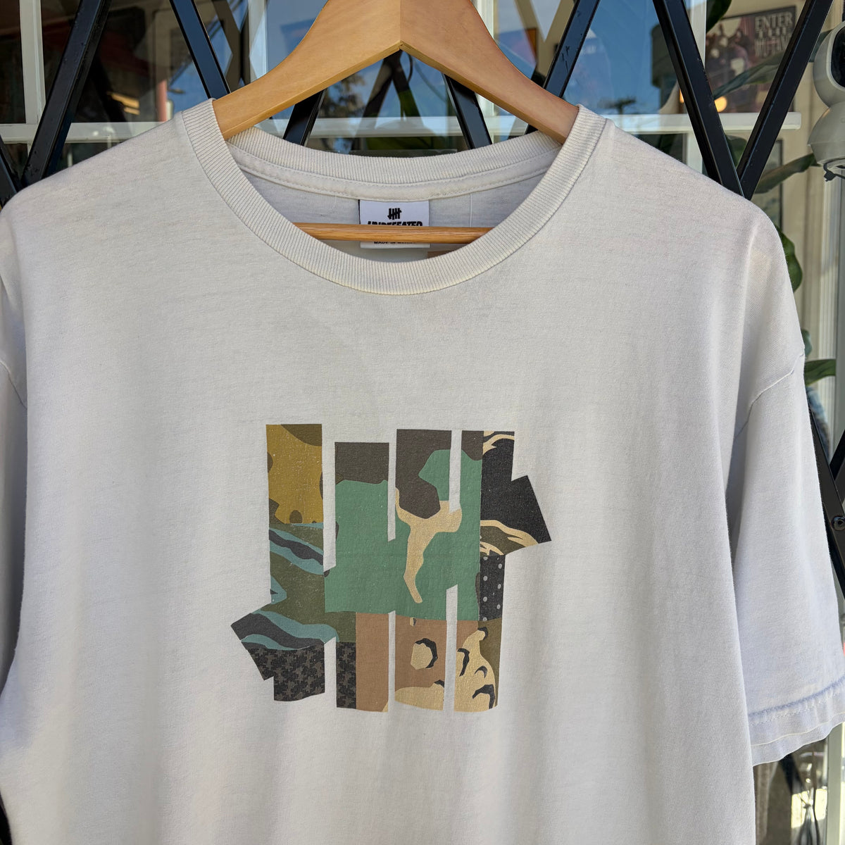 Undefeated Camo Tee - Size L