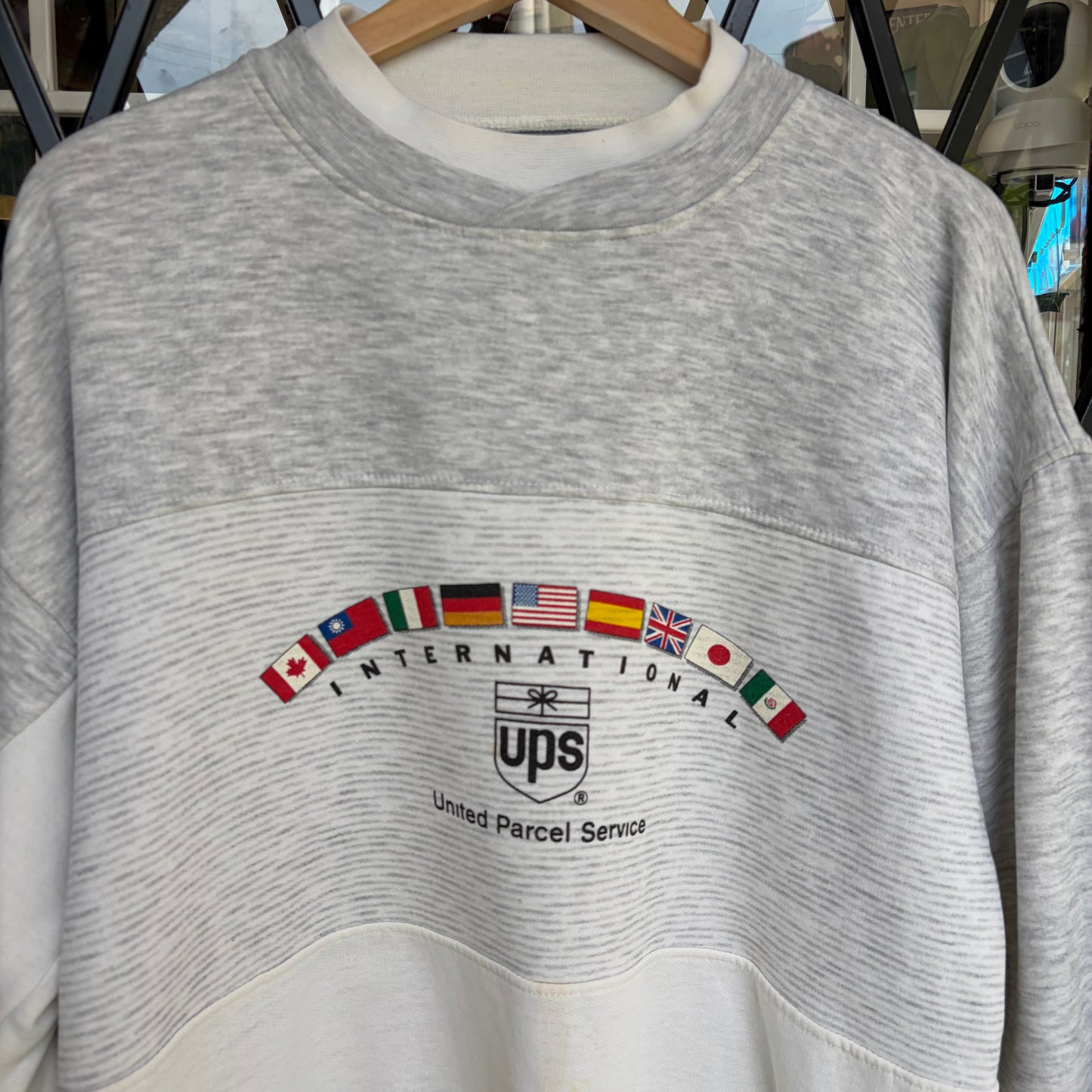 Vintage UPS International Crewneck - Size L