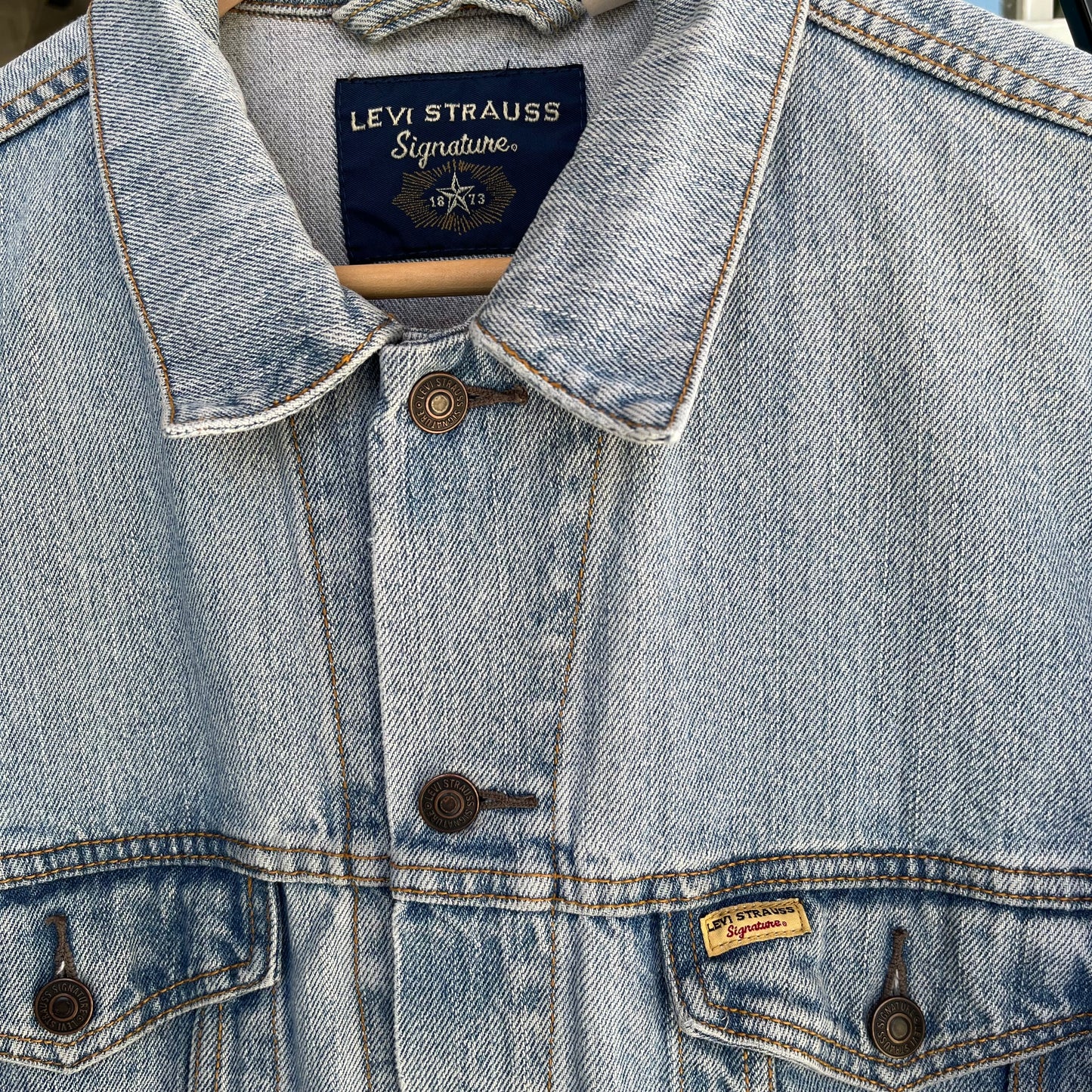 Vintage Levi’s Denim Jacket - Size M