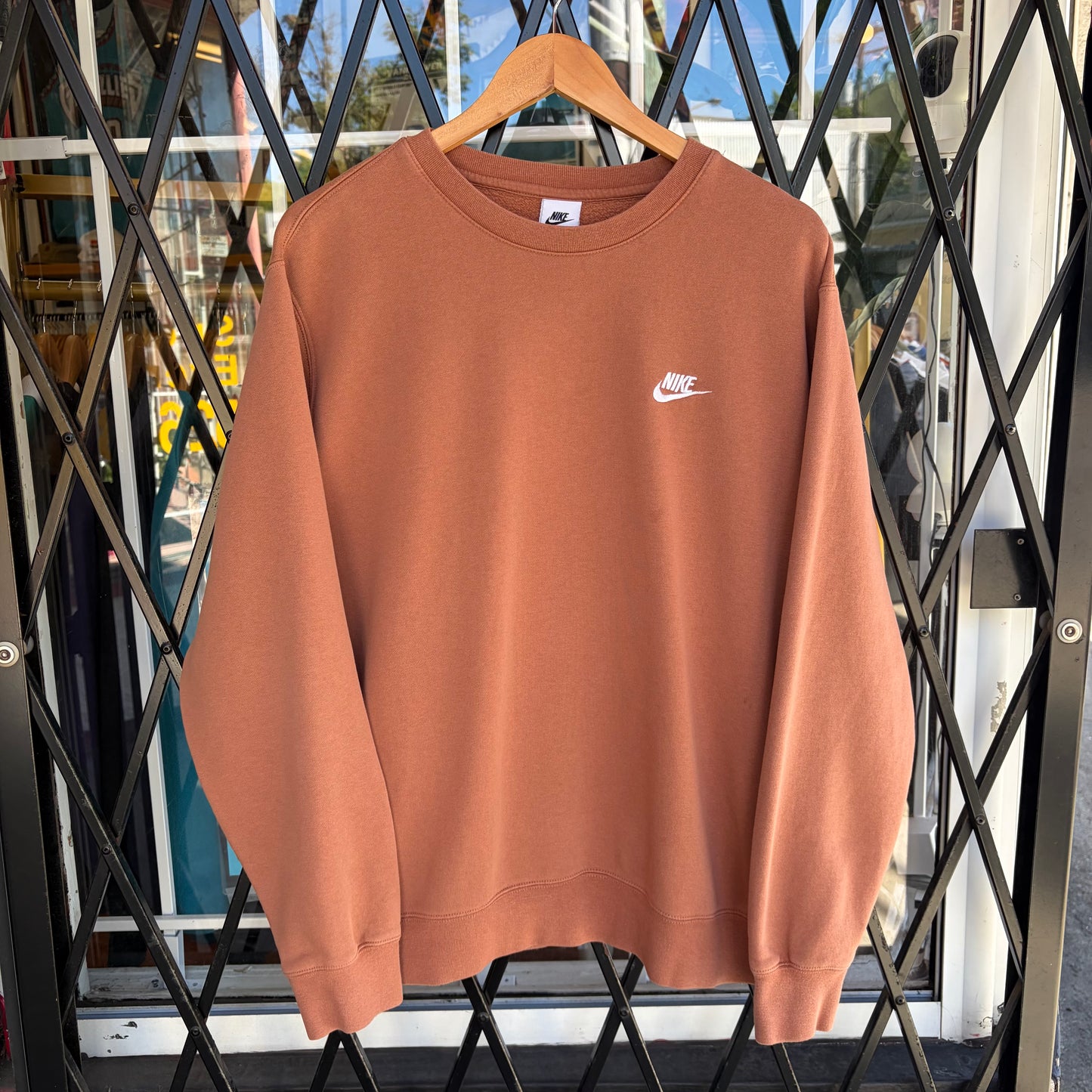 Nike Crewneck - Size L