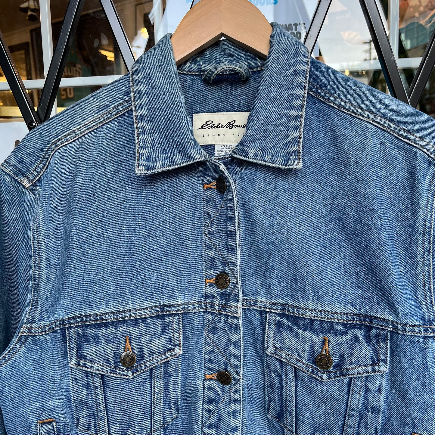 Vintage Eddie Bauer Cropped Denim Jacket - Size Womens L