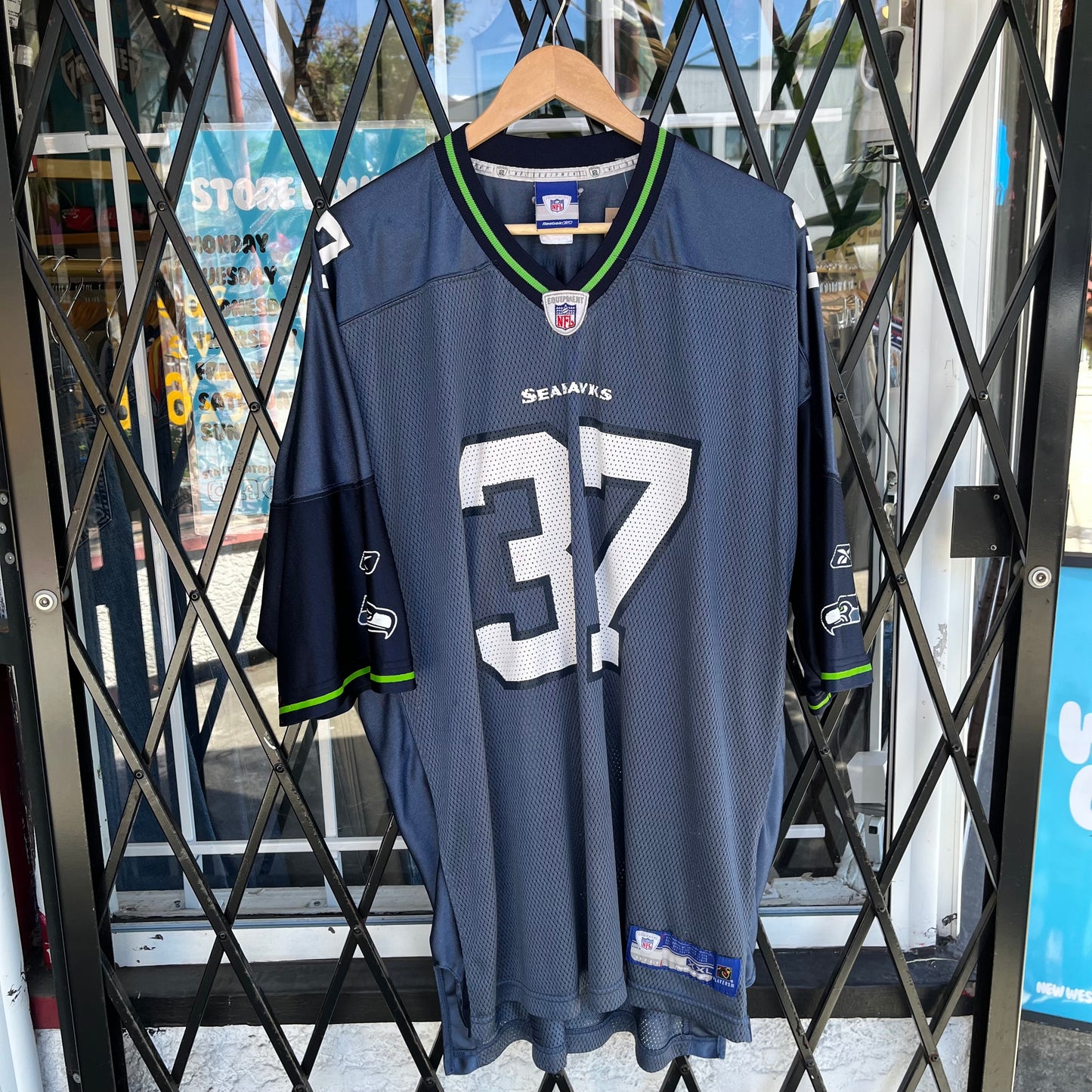 Vintage Seattle Seahawks Shaun Alexander Jersey - Size XXL