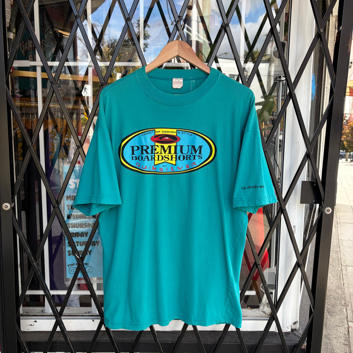 Vintage Quicksilver Tee - Size XL