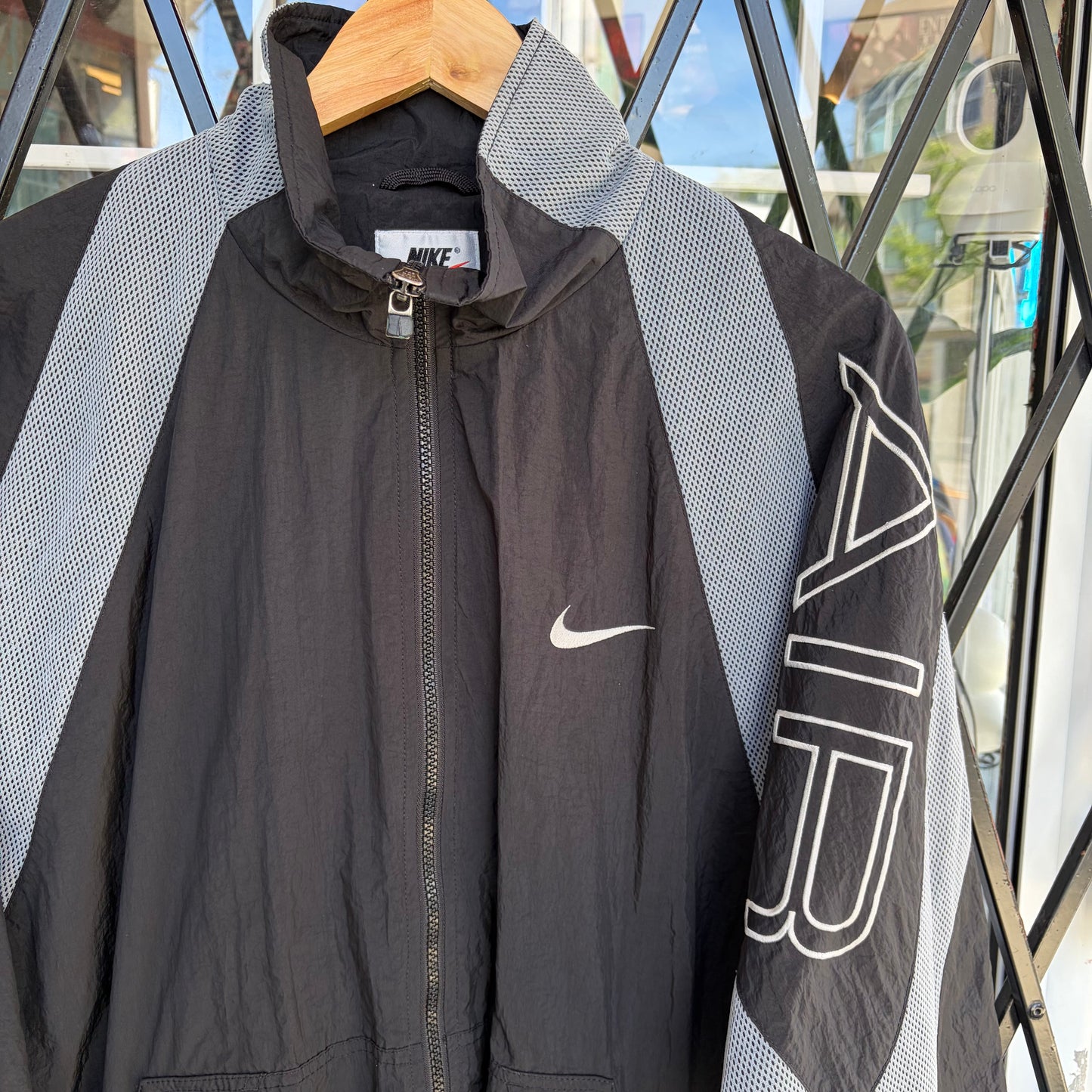 Vintage Nike Windbreaker - Size L