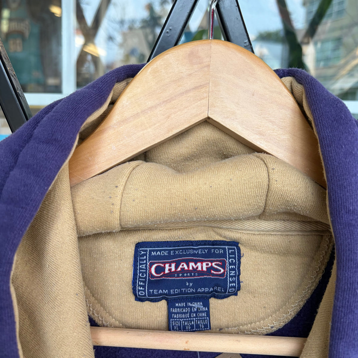 Vintage Washington Huskies Hoodie - Size XL
