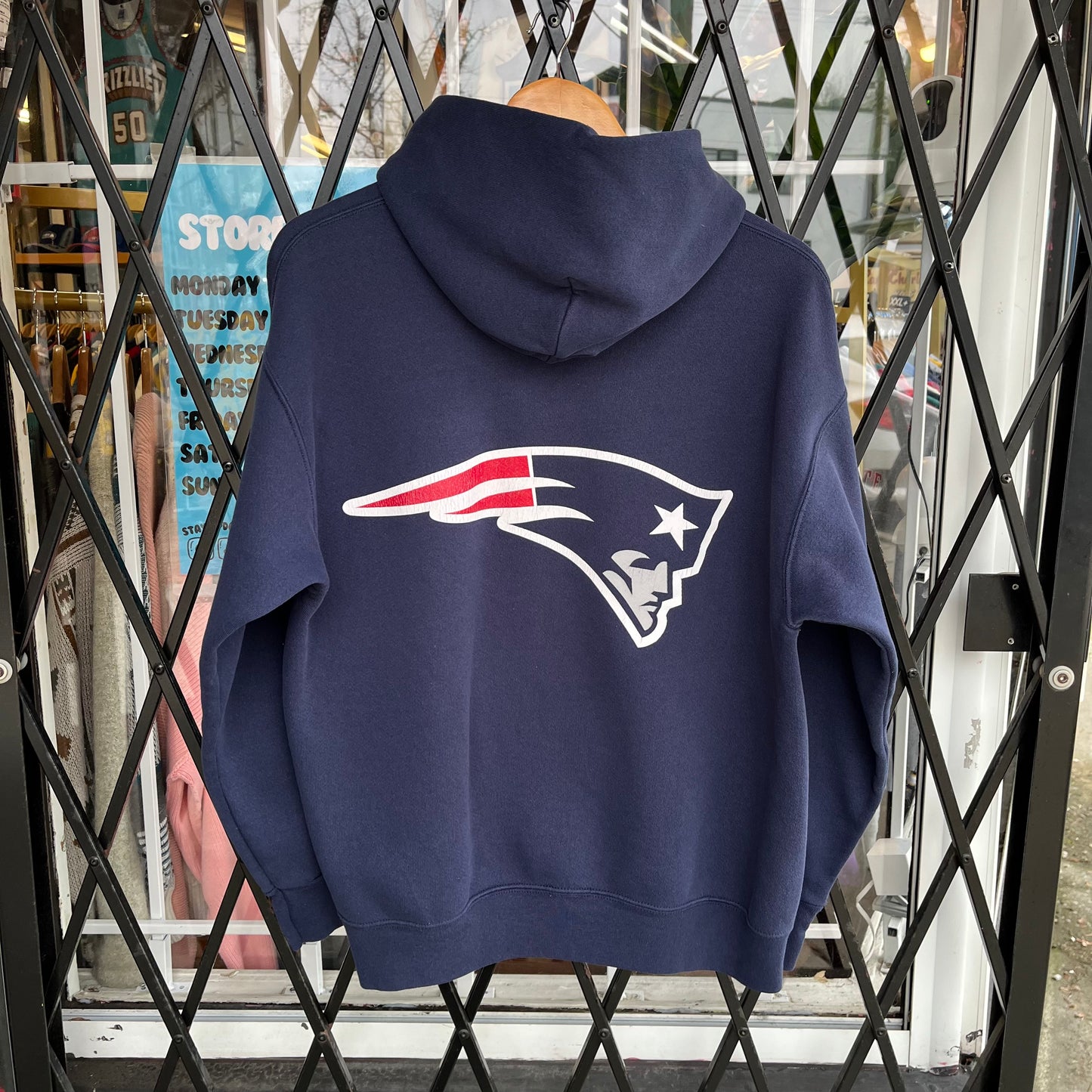 Vintage New England Patriots Hoodie - Size L