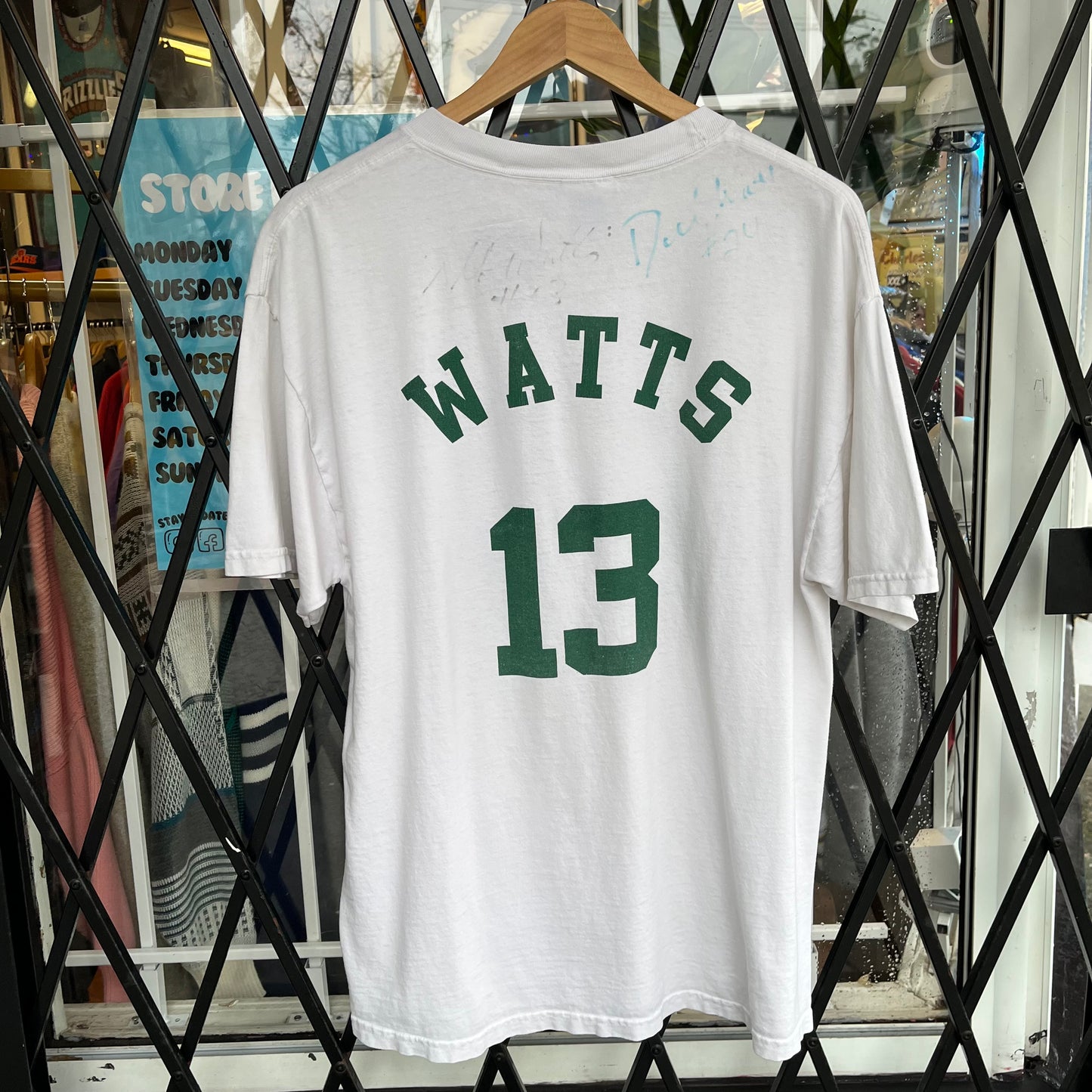 2007 Seattle Sonics Watts Player Autographed Tee - Size L