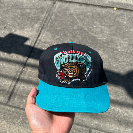 Vintage Vancouver Grizzlies Snapback