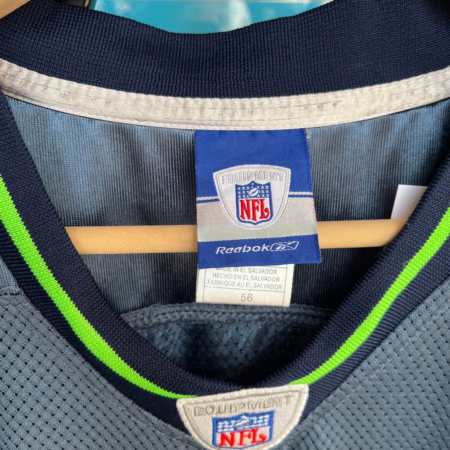 Vintage Seattle Seahawks Matt Hasselbeck Authentic Stitched Jersey - Size XXXL