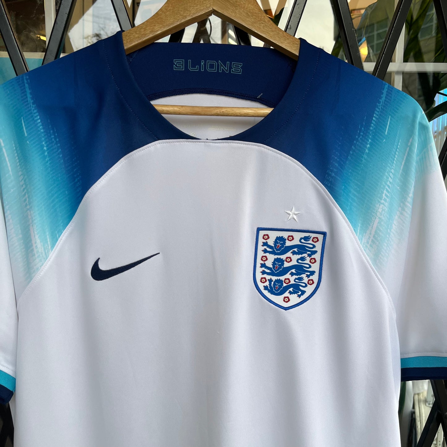 2022/23 Nike England Soccer Jersey - Size L